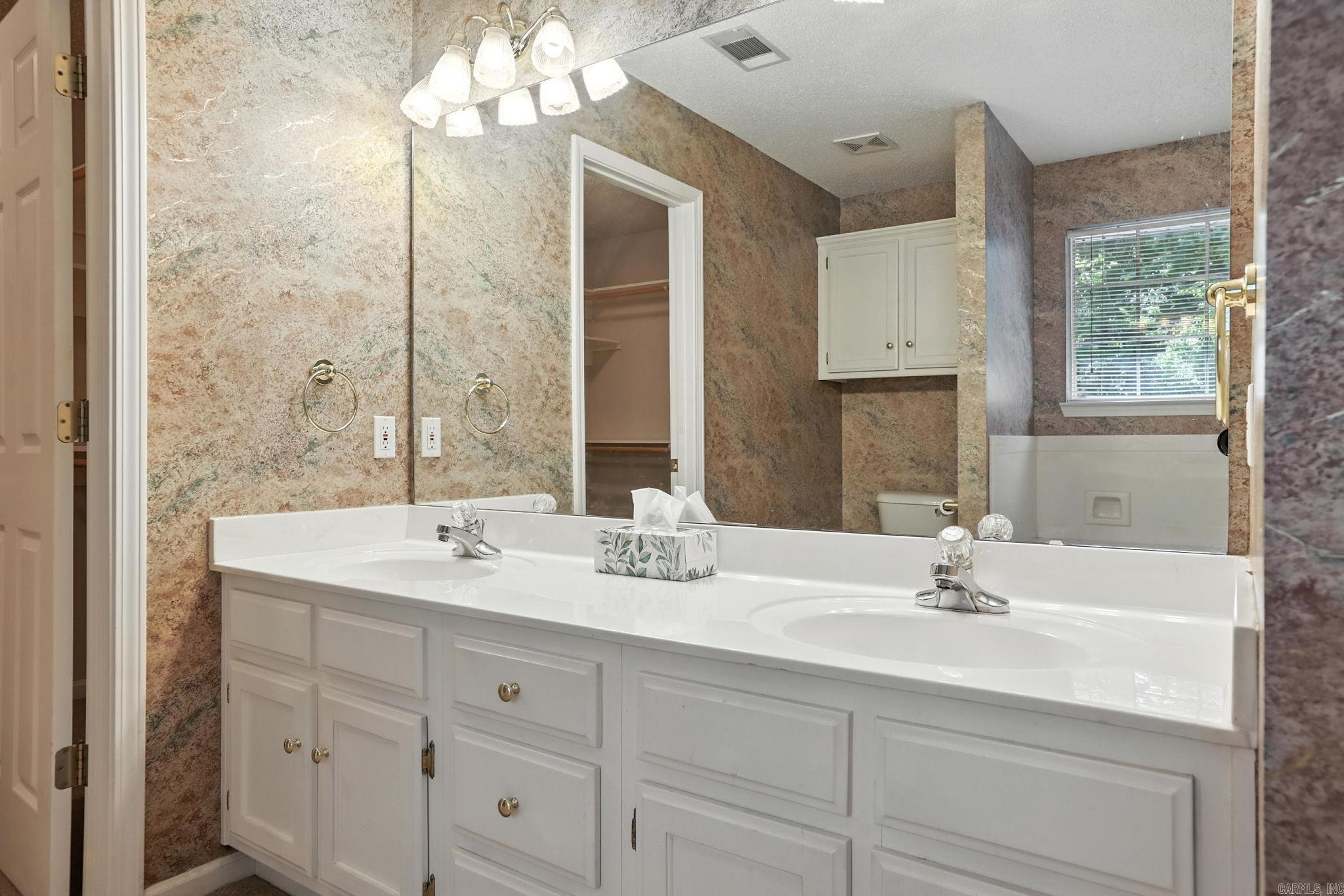 12 Summer Ridge  Little Rock, AR