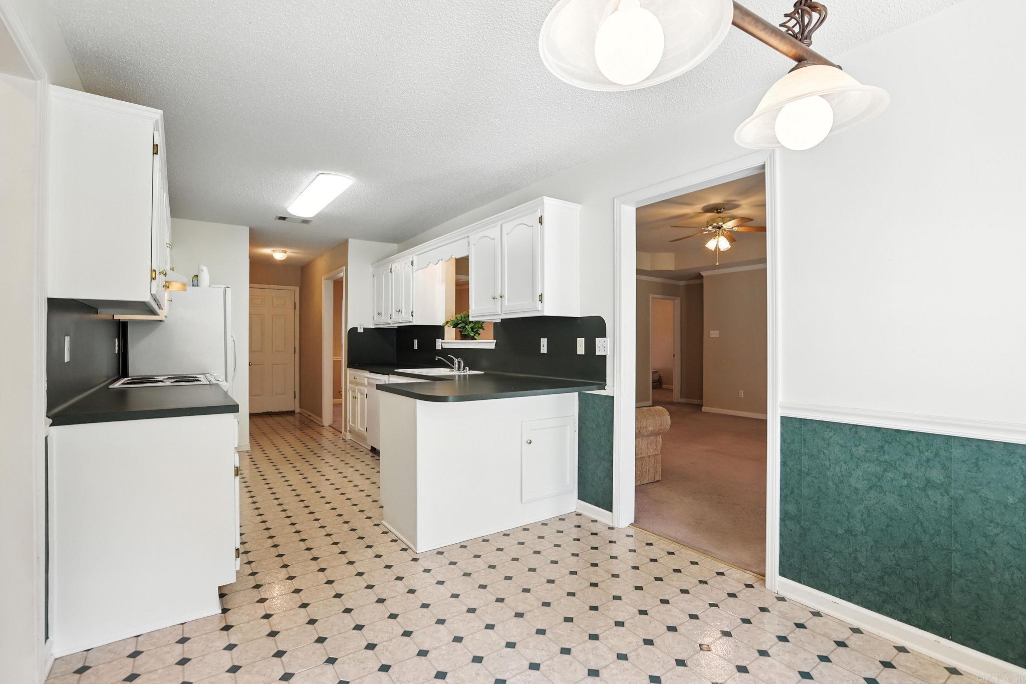 12 Summer Ridge  Little Rock, AR