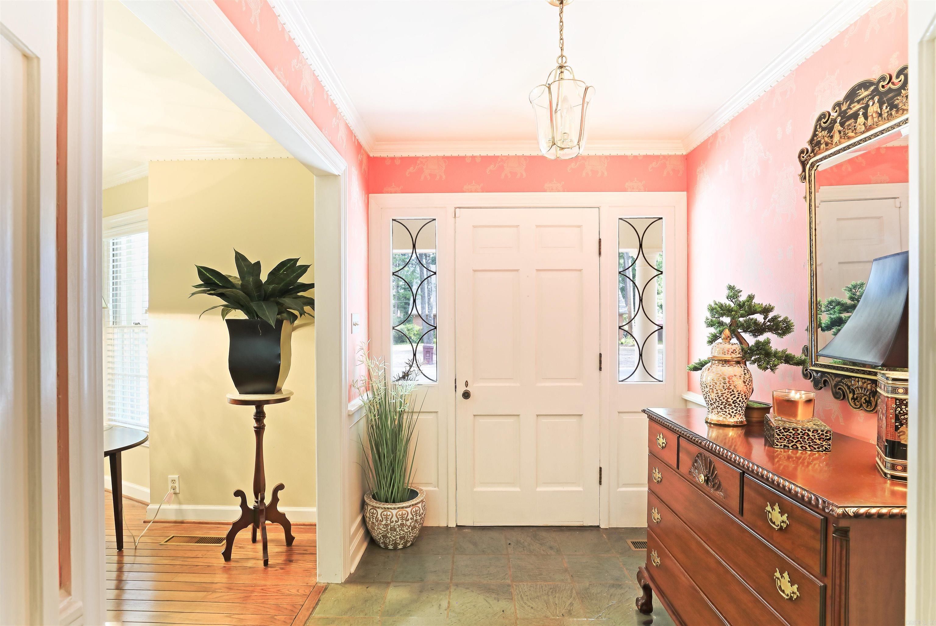 13 Jefferson  Pine Bluff, AR