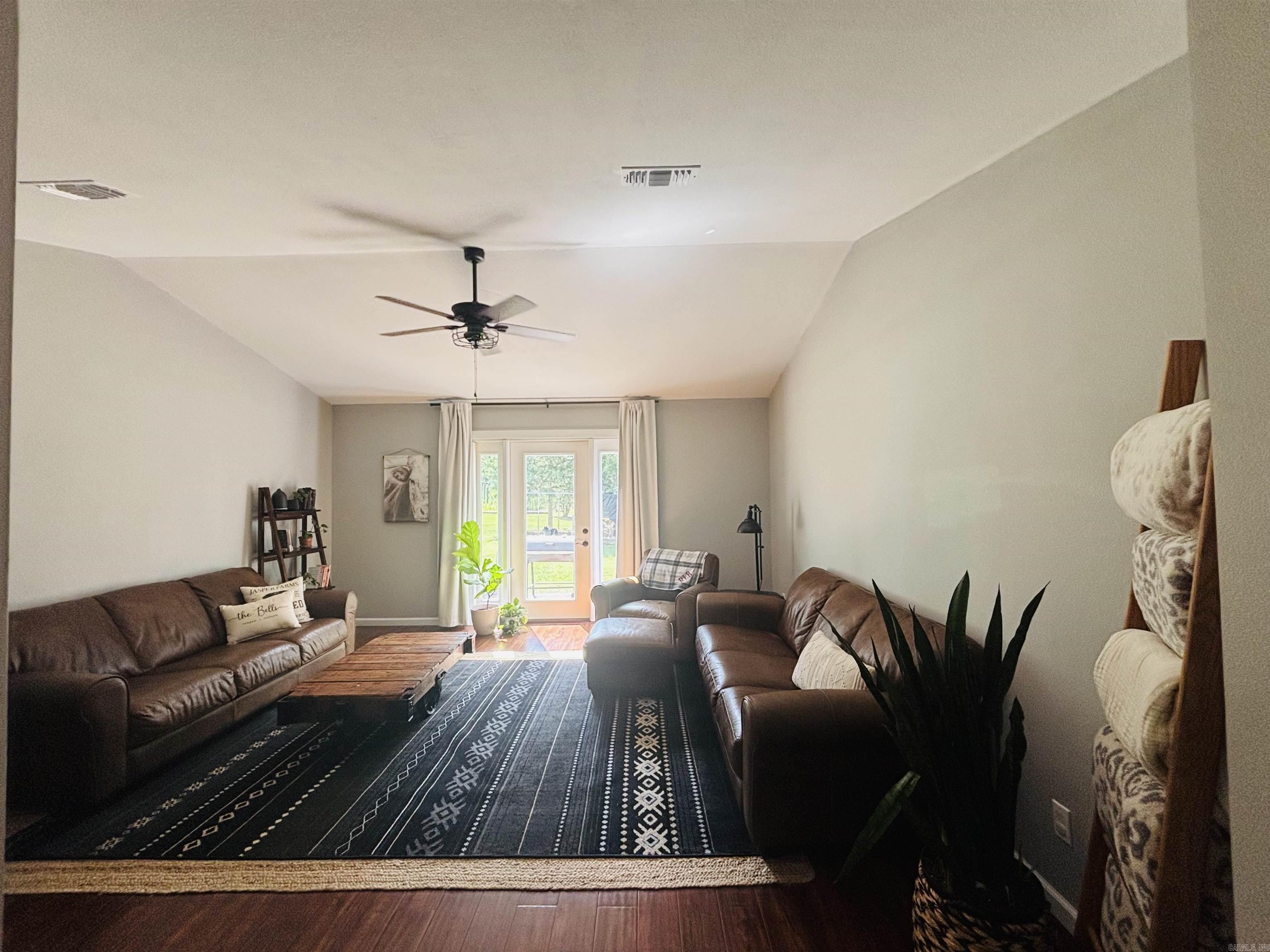706 N 333  Marshall, AR