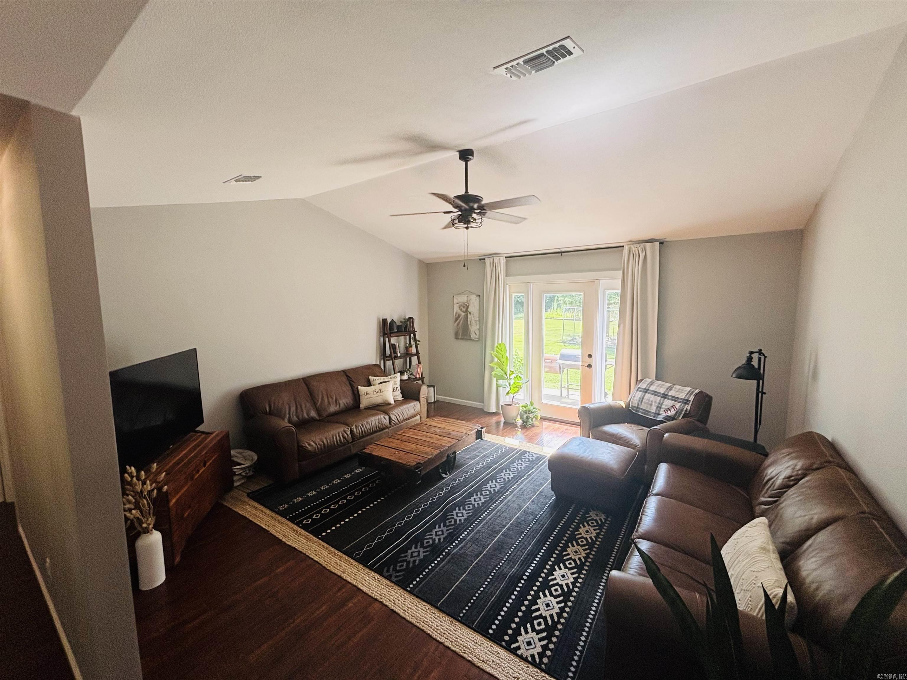 706 N 333  Marshall, AR