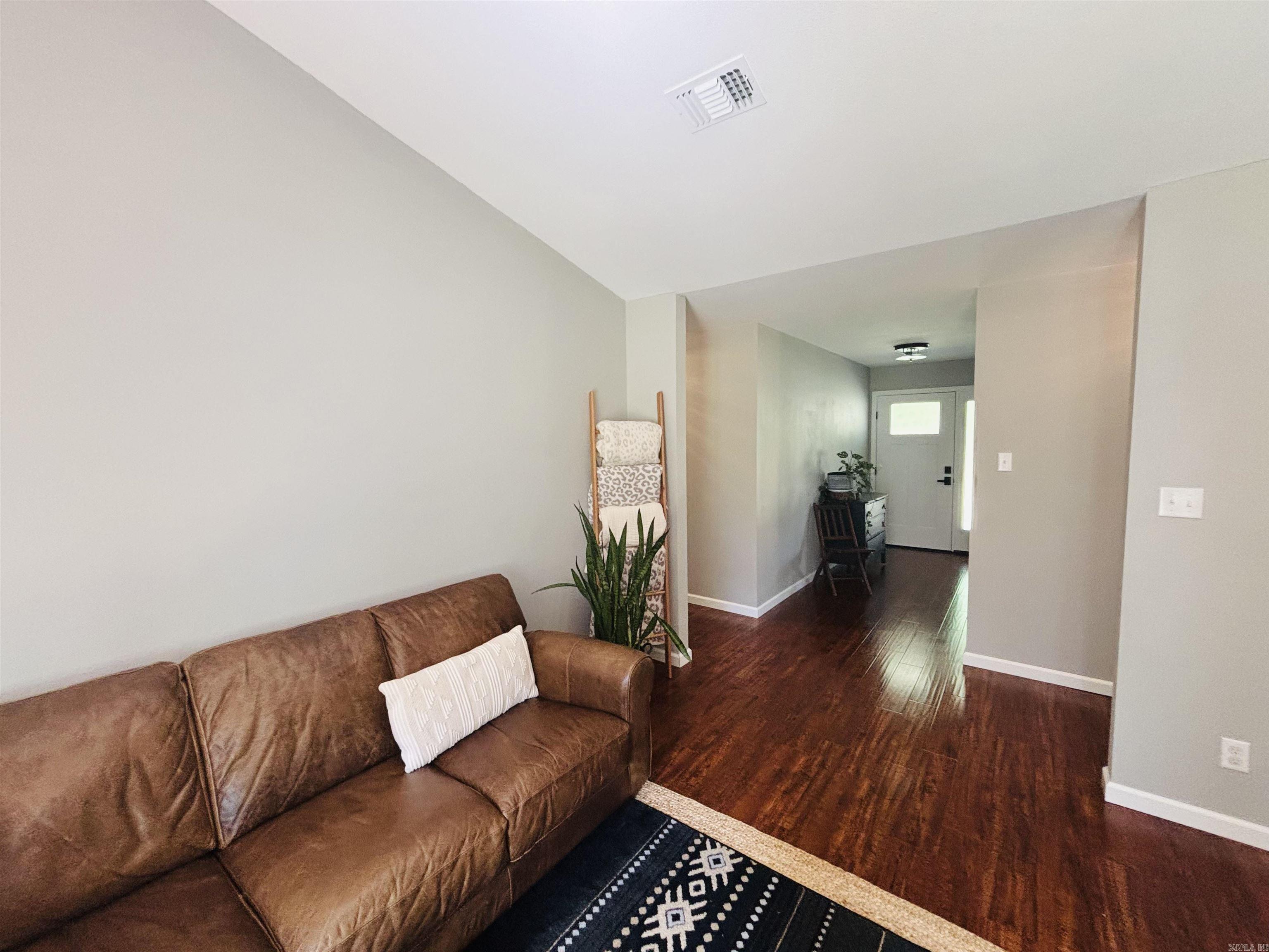 706 N 333  Marshall, AR