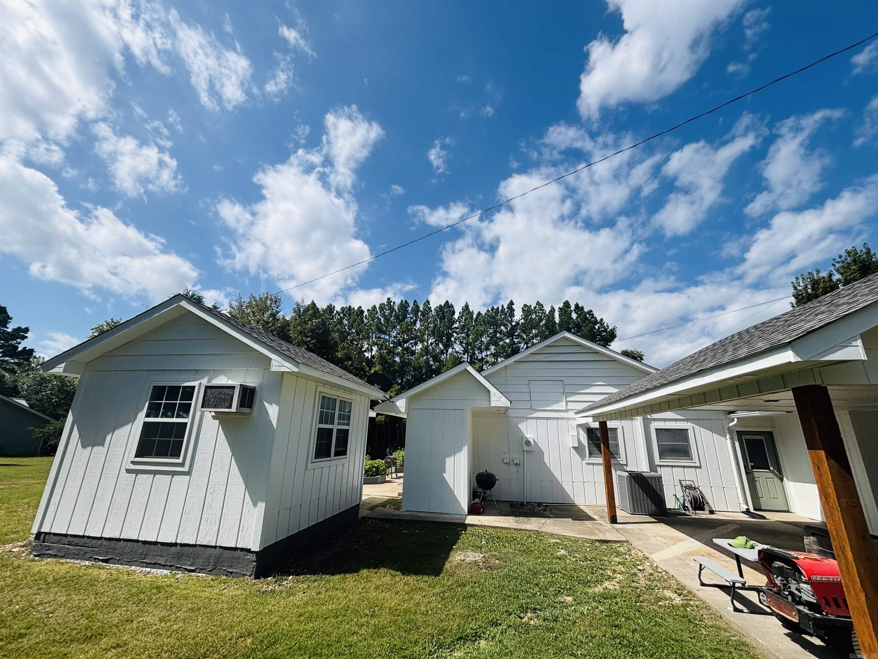 706 N 333  Marshall, AR