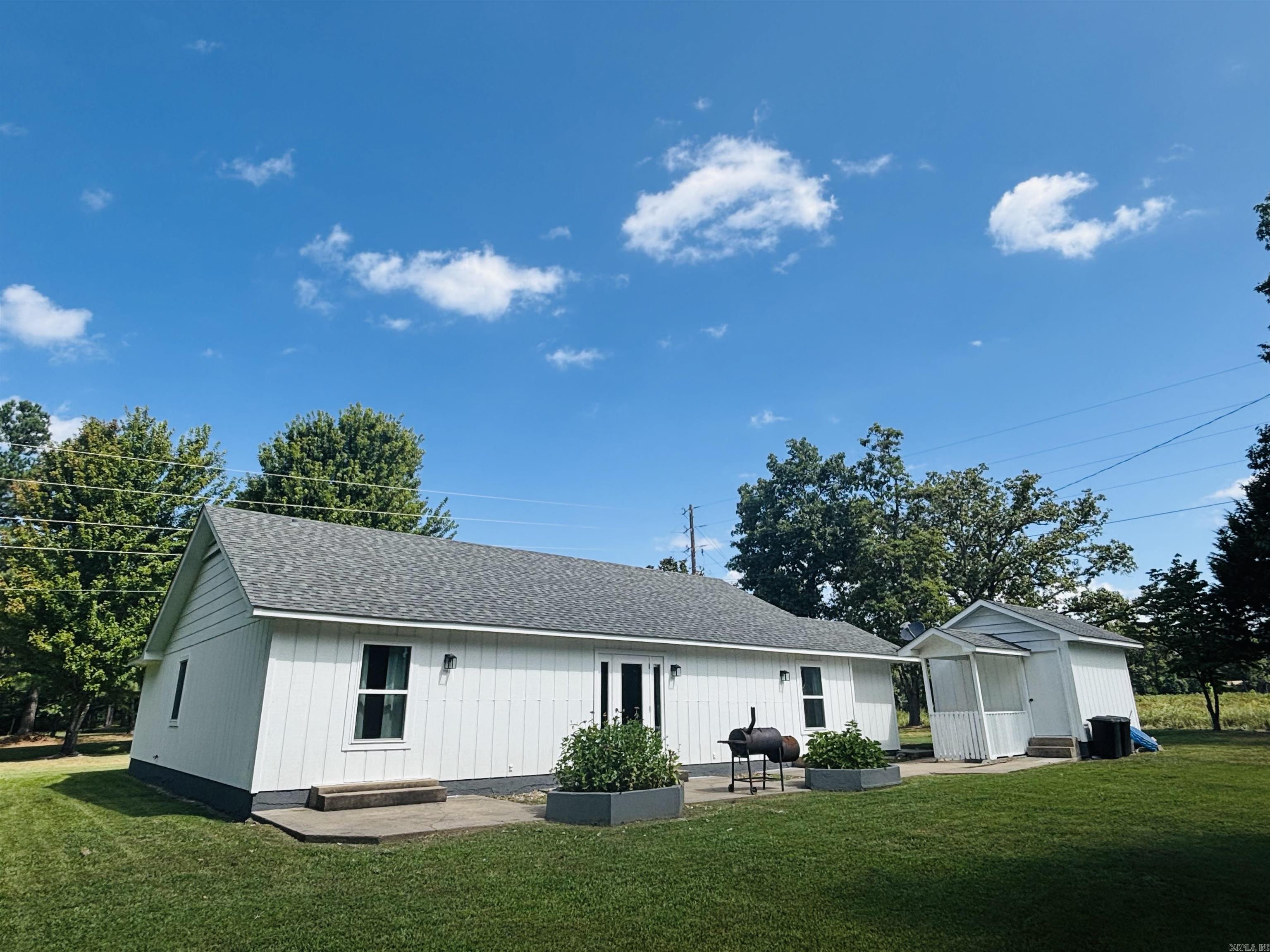 706 N 333  Marshall, AR