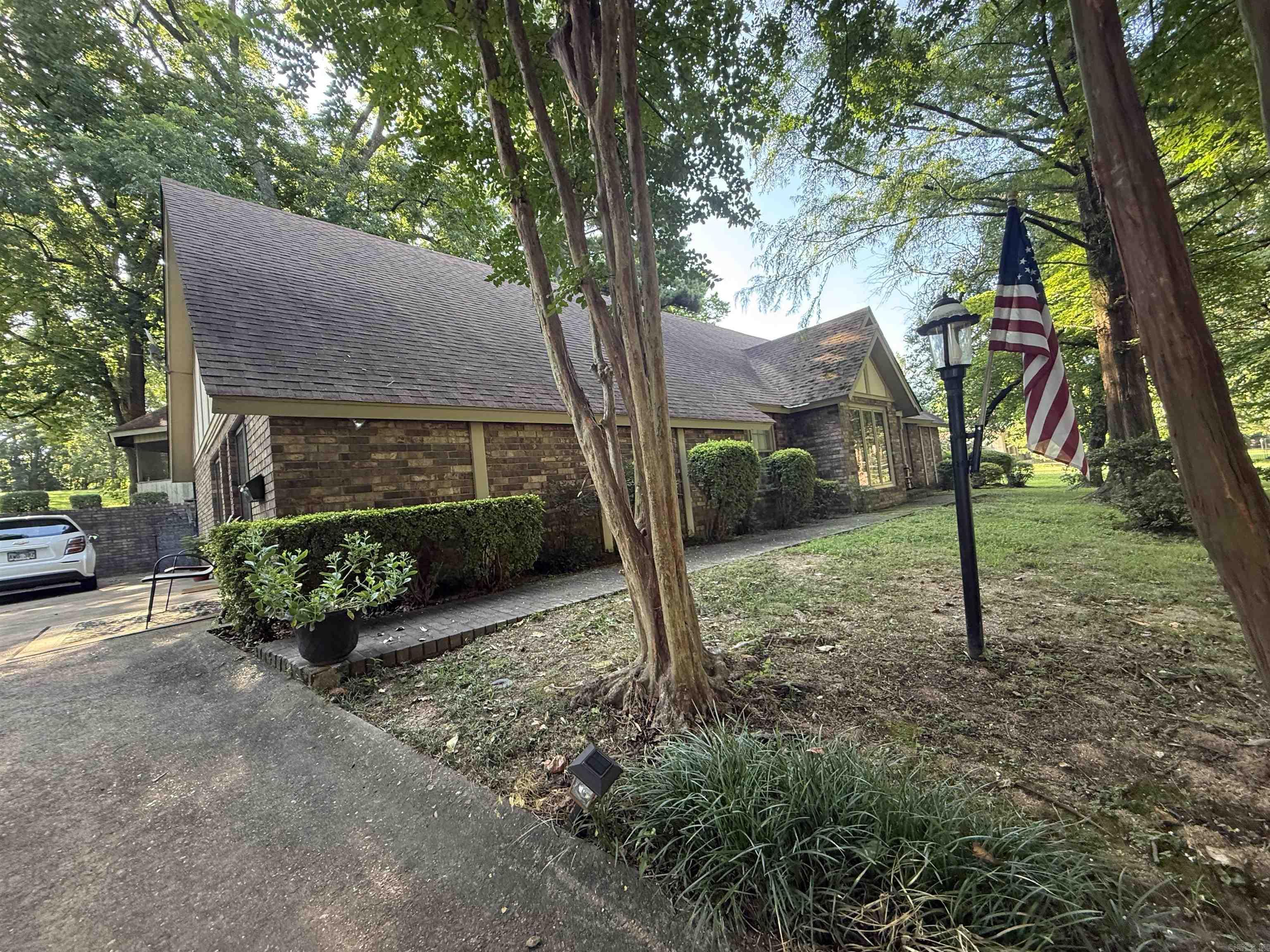 654 N Forrest  Forrest City, AR