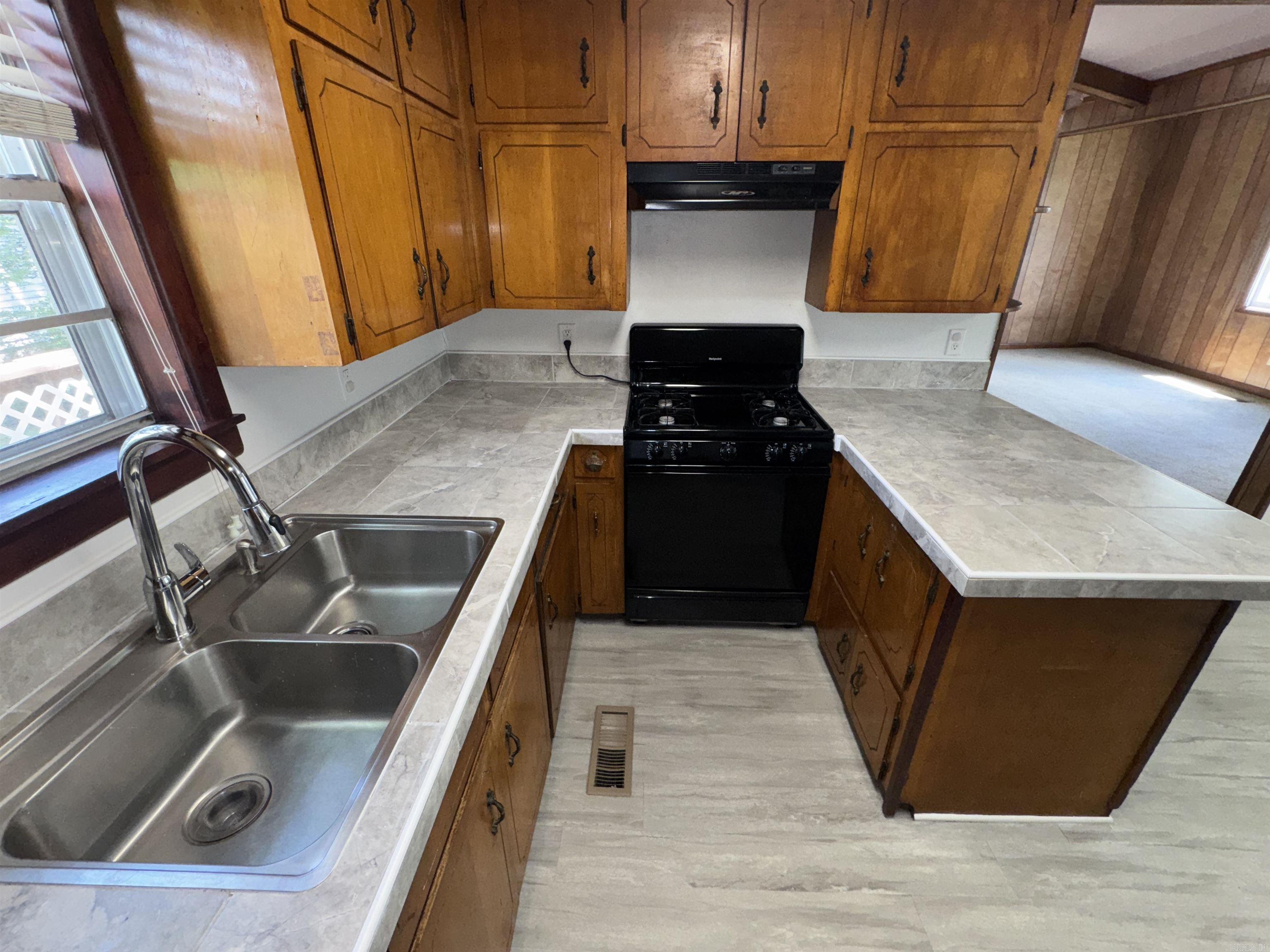 204 Hemphill  Sherwood, AR