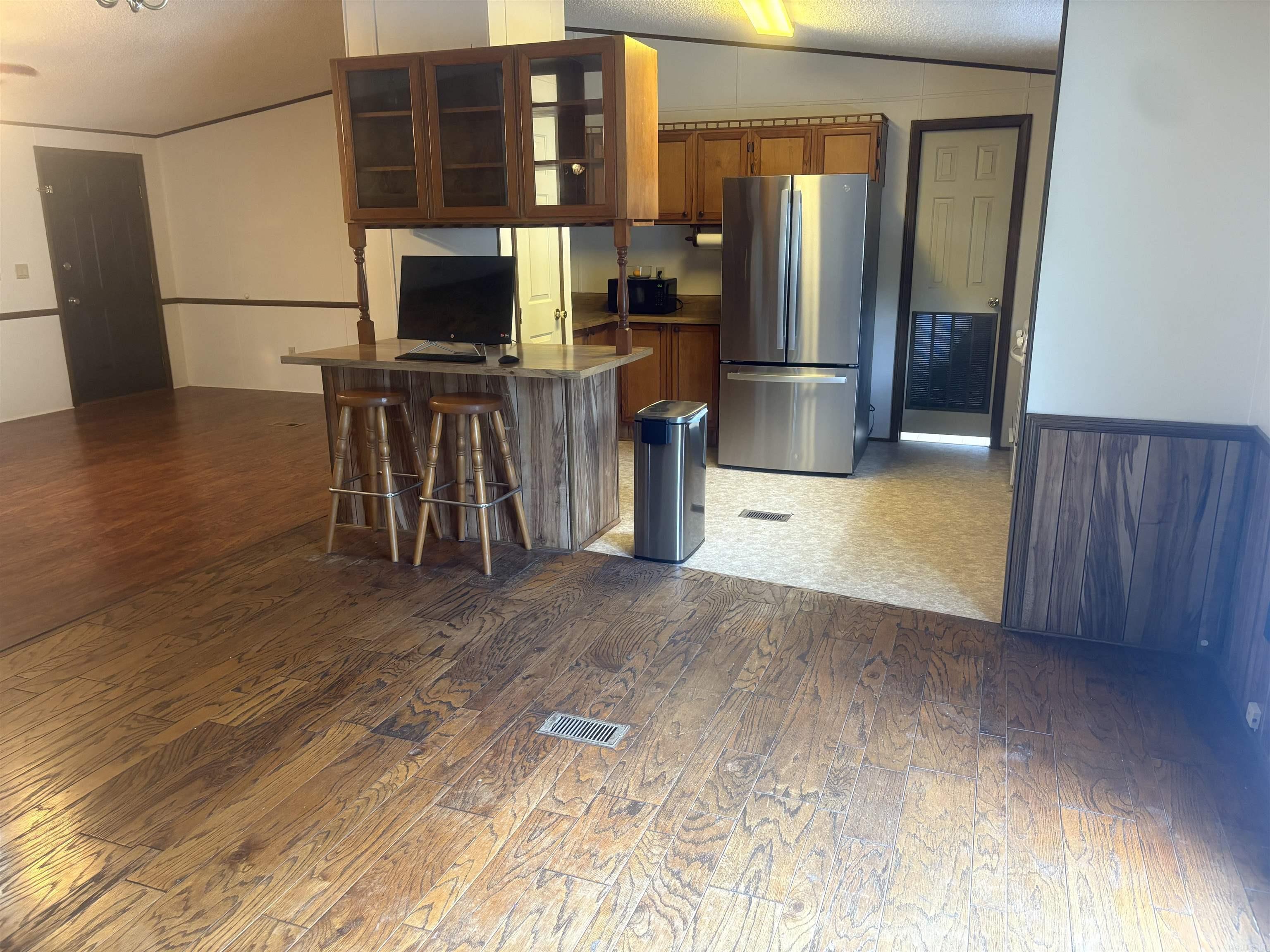 810 Troutman Rd  Benton, AR