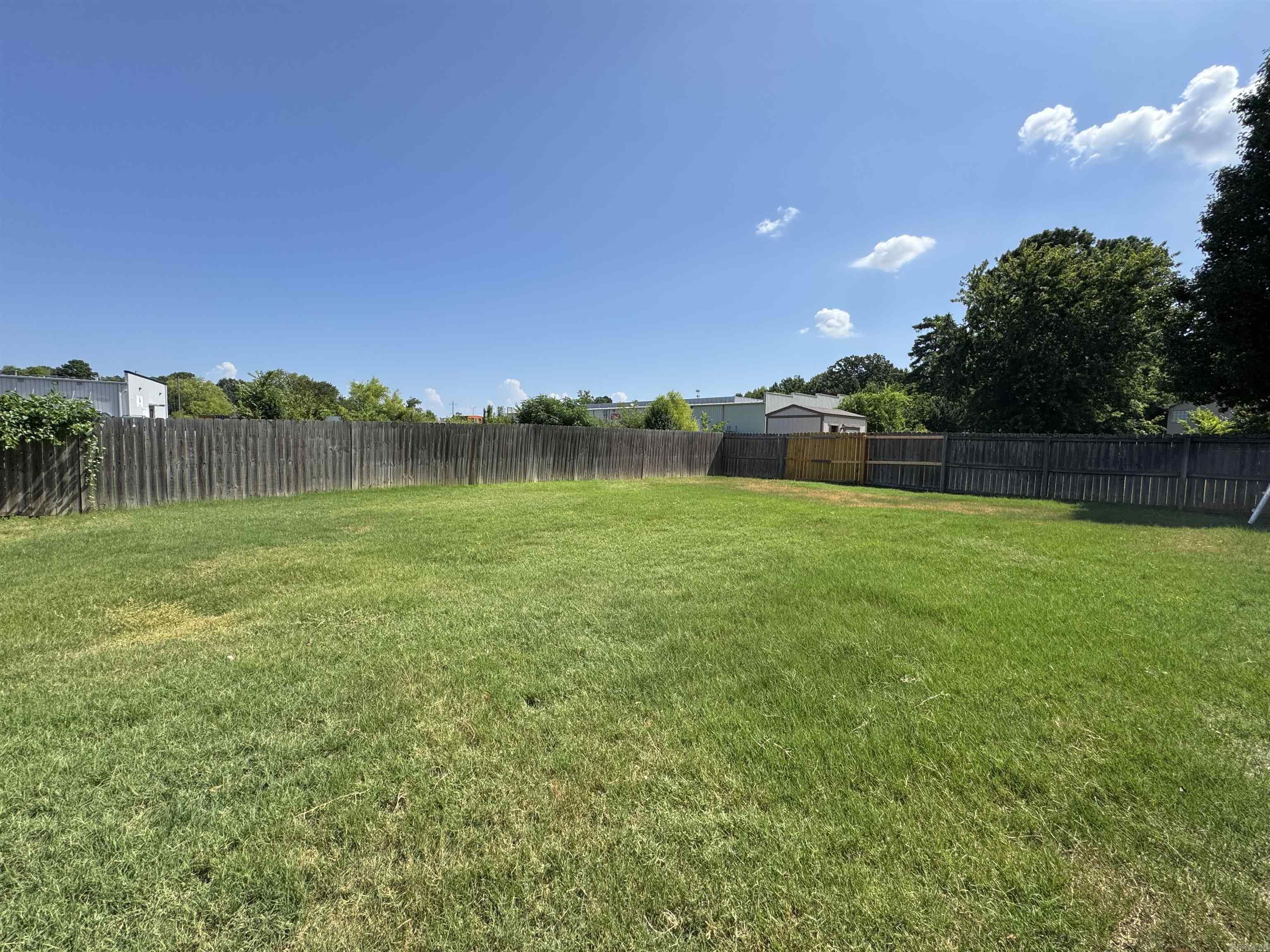 1724 Hidden Creek Drive Bryant, AR 72022