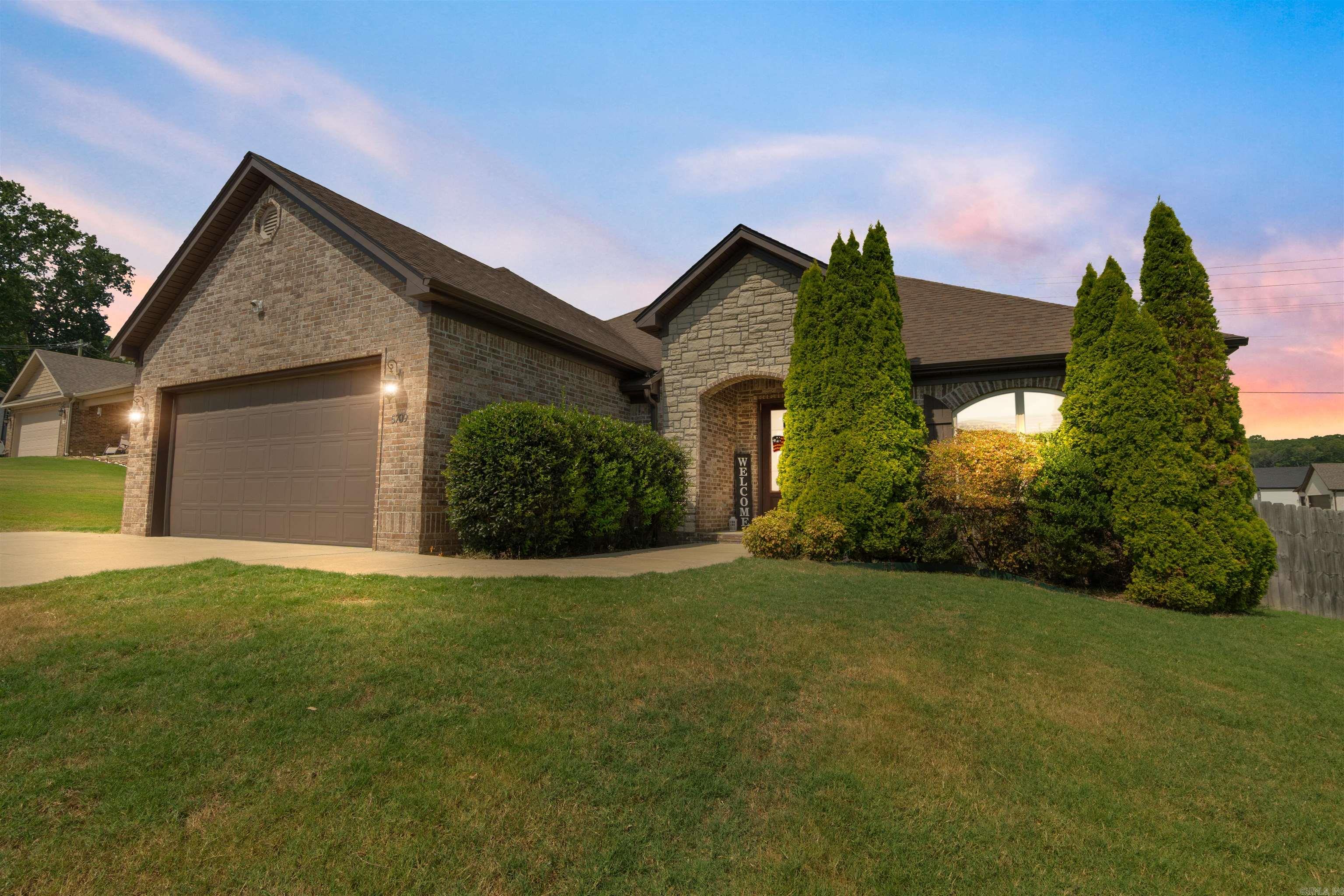 5709 Tumble Rock Court Bryant, AR 72022