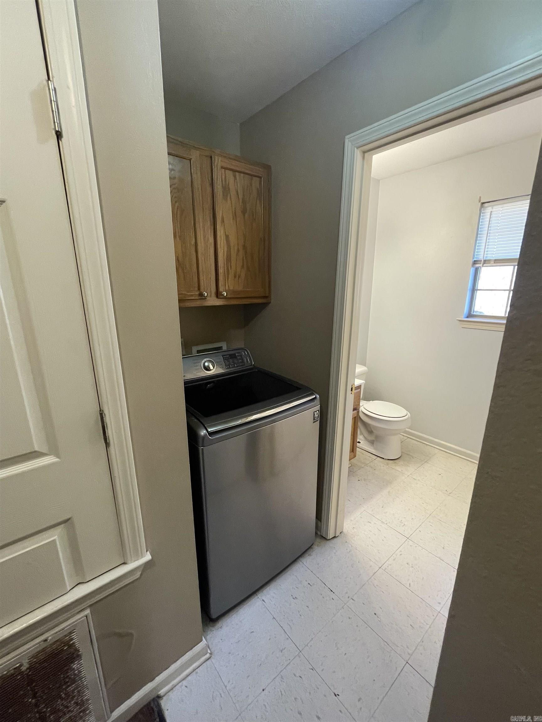 215 S Ash Street Conway, AR 72034