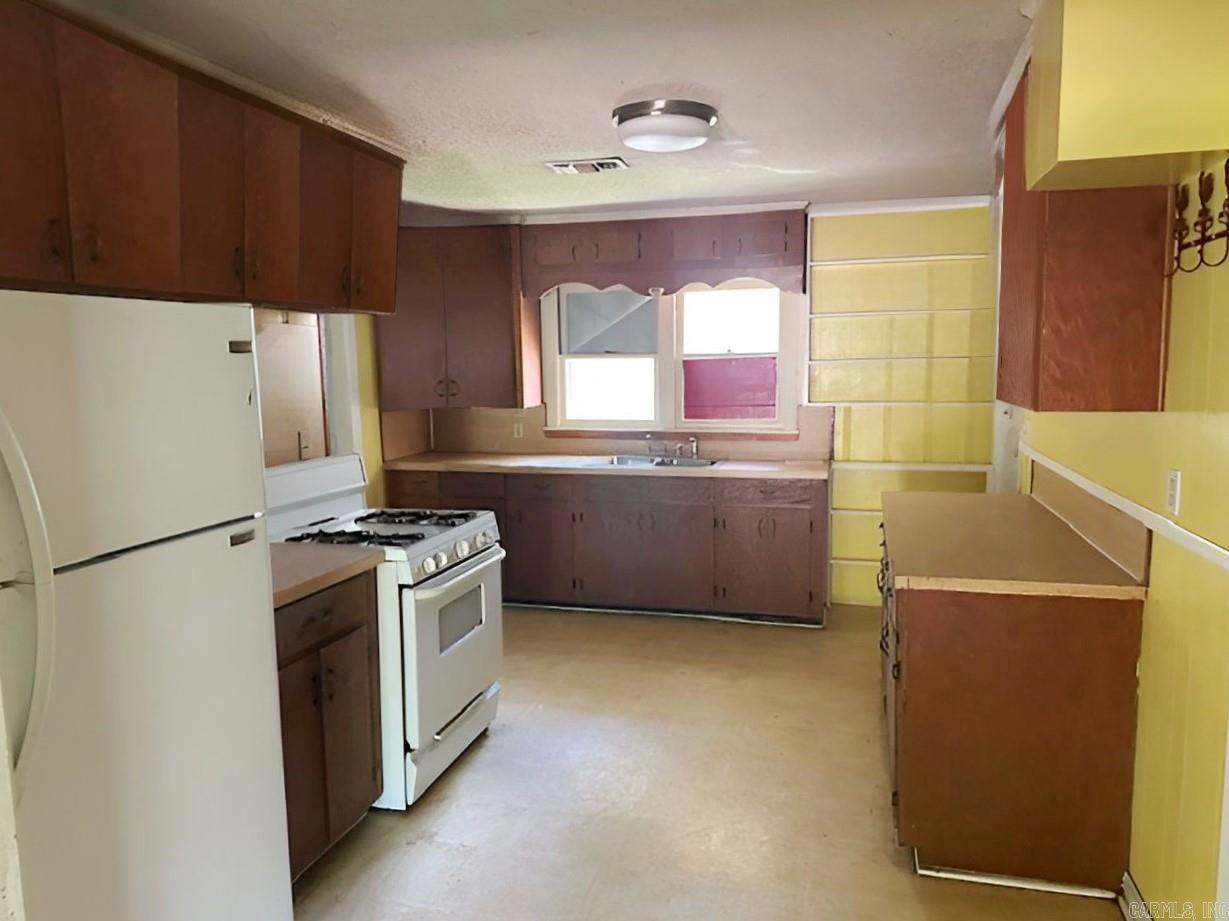 1114 W 4th Street El Dorado, AR 71730