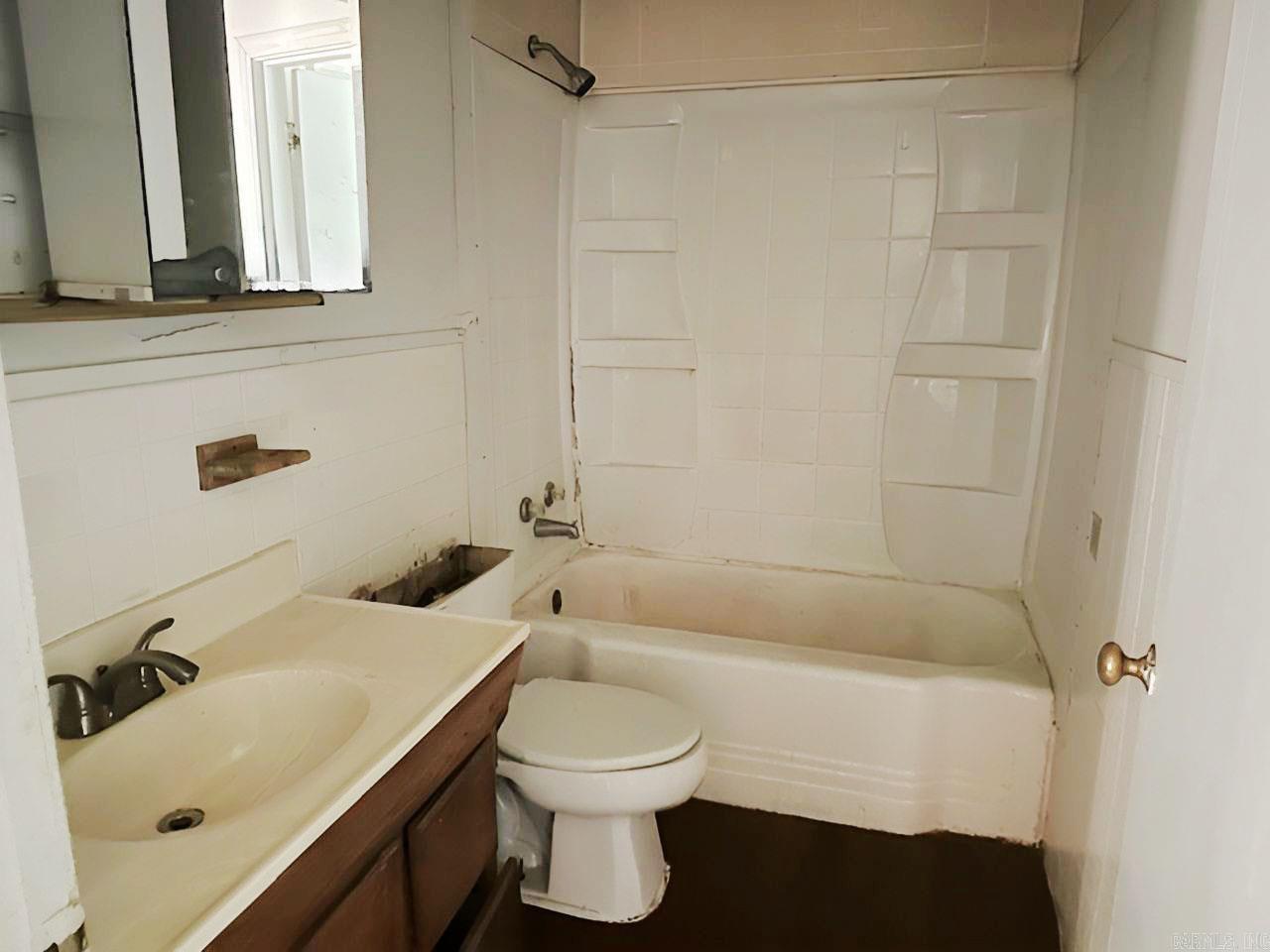 1114 W 4th Street El Dorado, AR 71730
