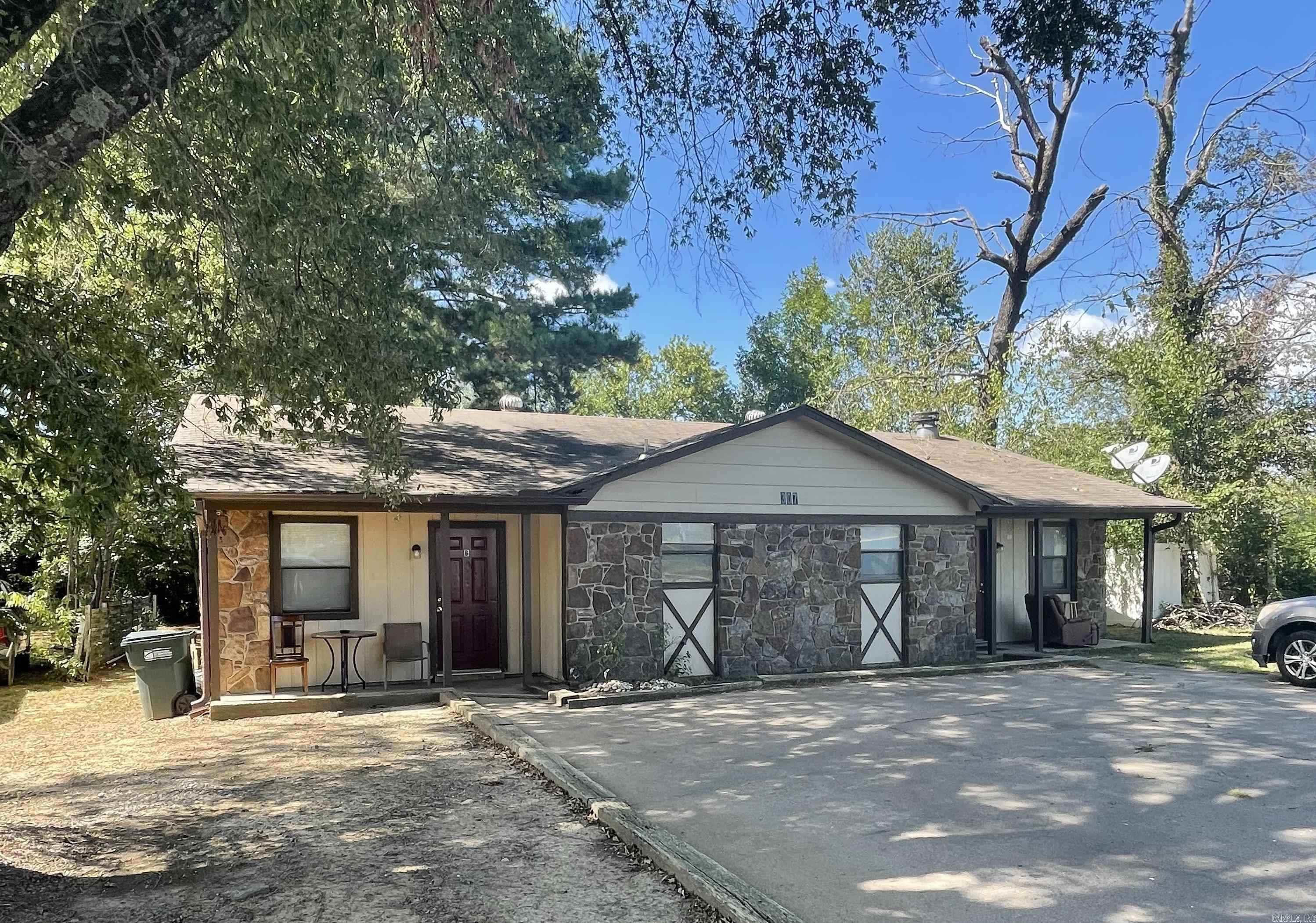 307 S Center Street Conway, AR 72034