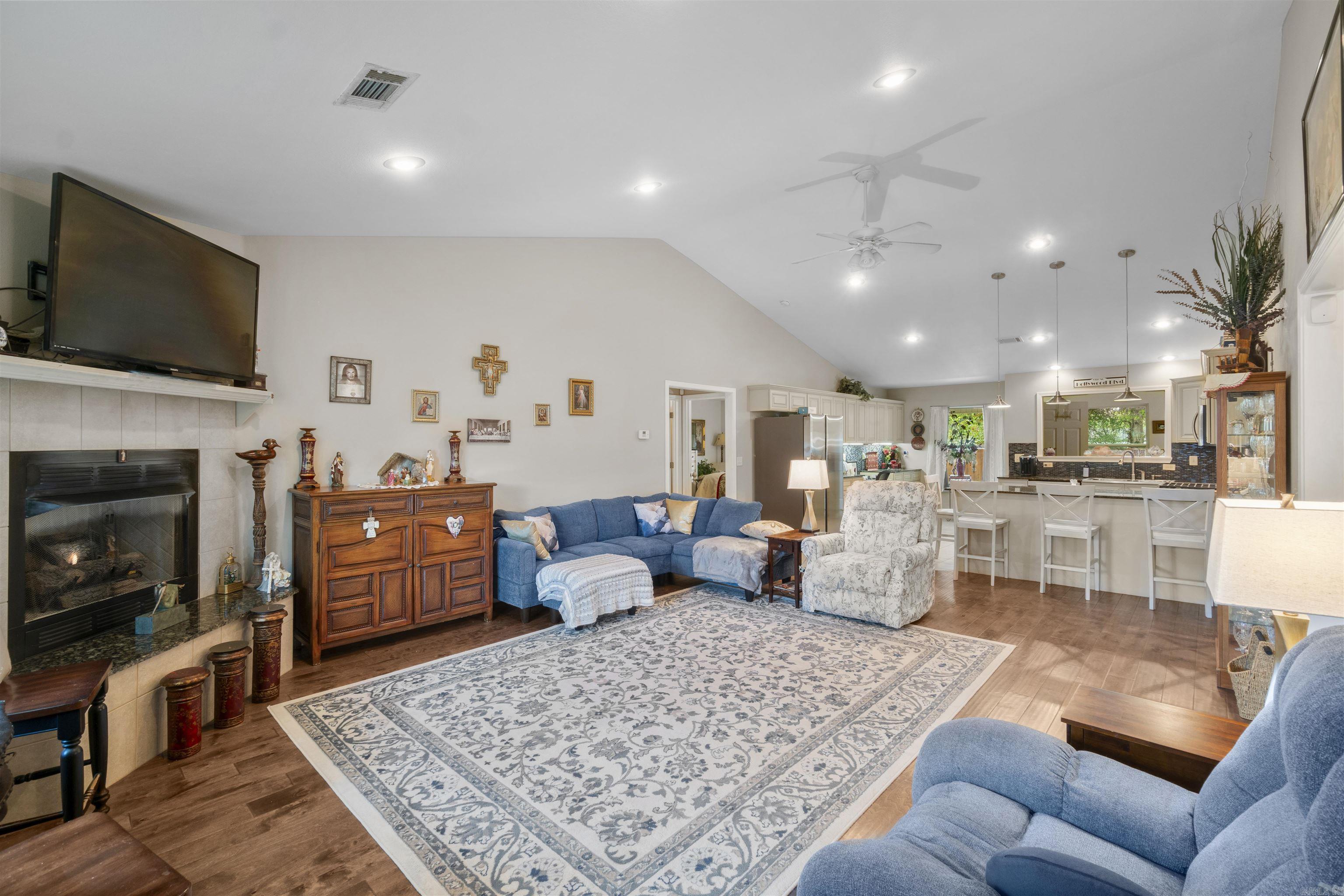 1412 Ridgefield Heber Springs, AR 72543