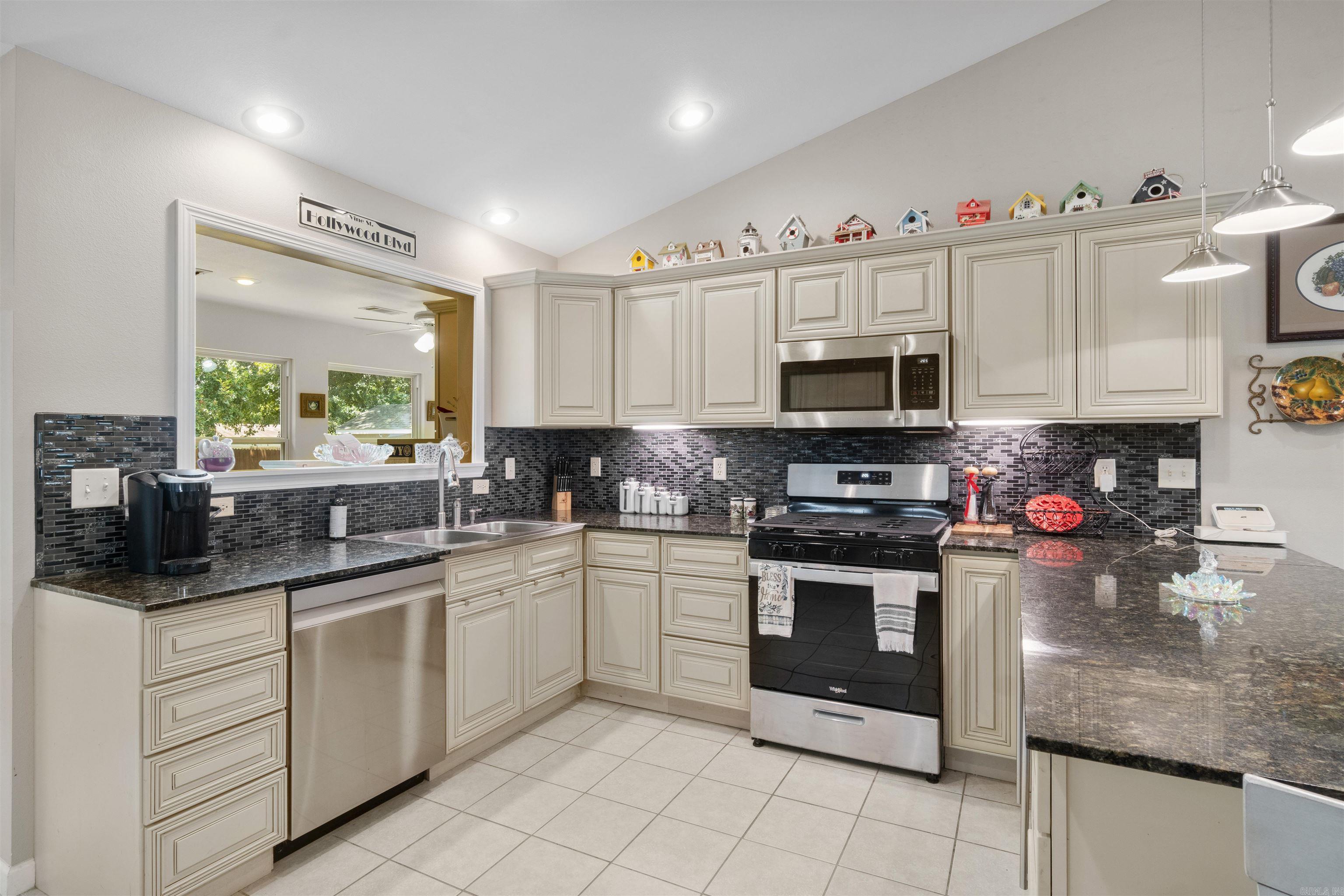 1412 Ridgefield Heber Springs, AR 72543