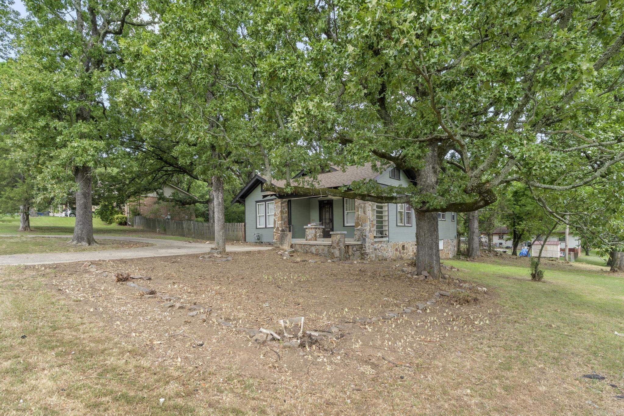 1103 W 51st North Little Rock, AR 72116