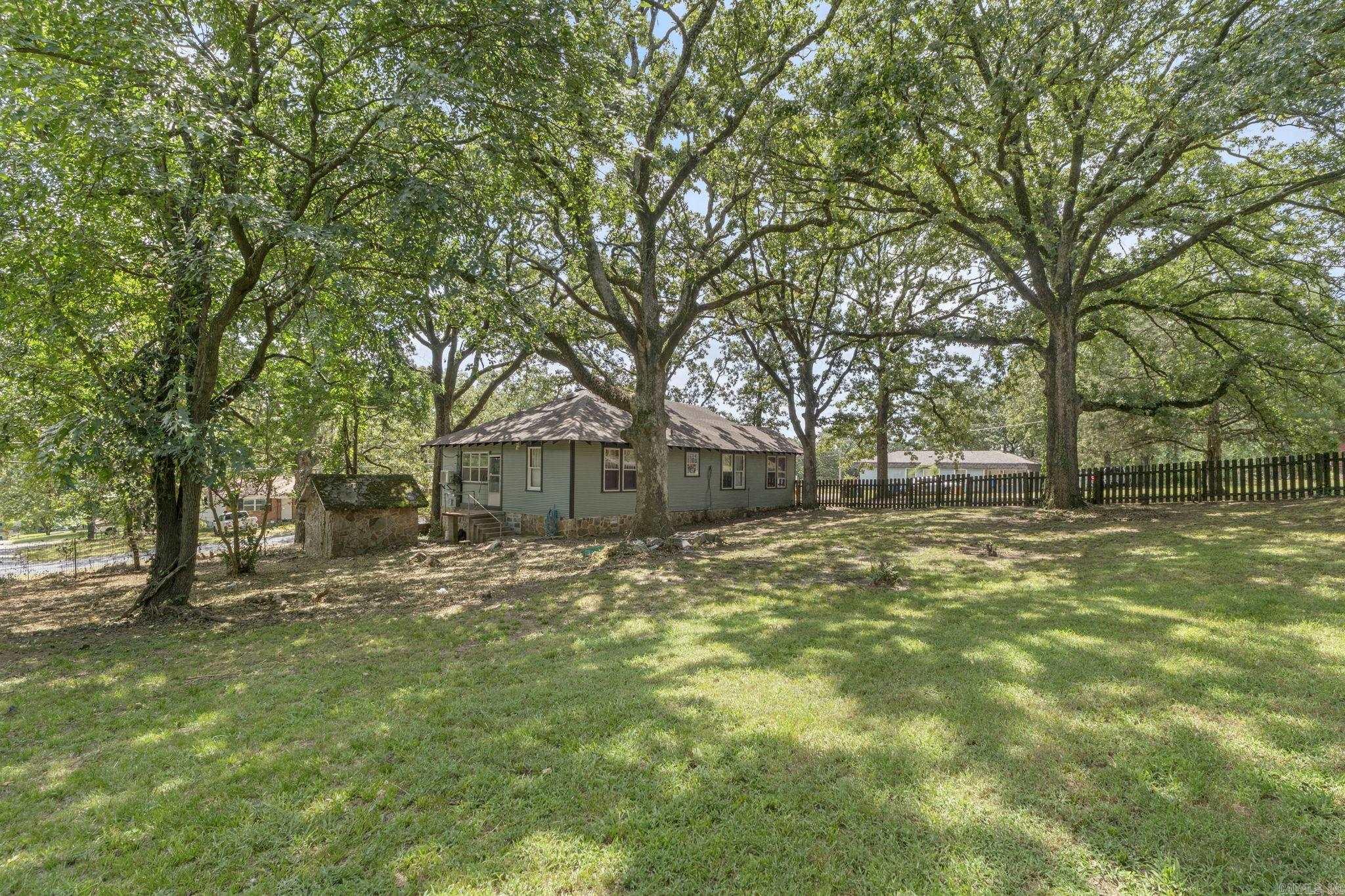 1103 W 51st North Little Rock, AR 72116