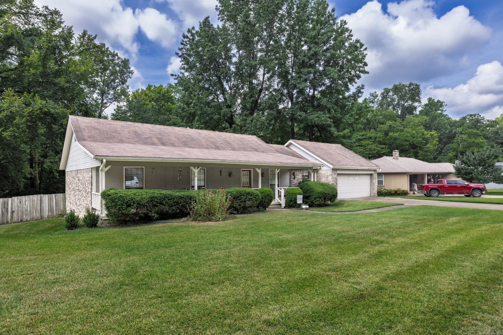 2209 Forrest Park Drive Arkadelphia, AR 71923