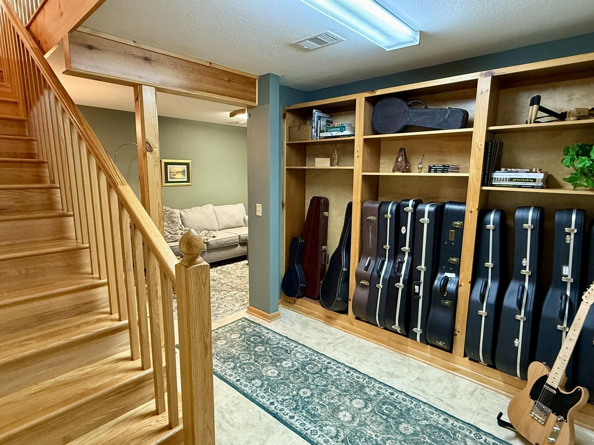 992 Double Bridge  Mountain View, AR