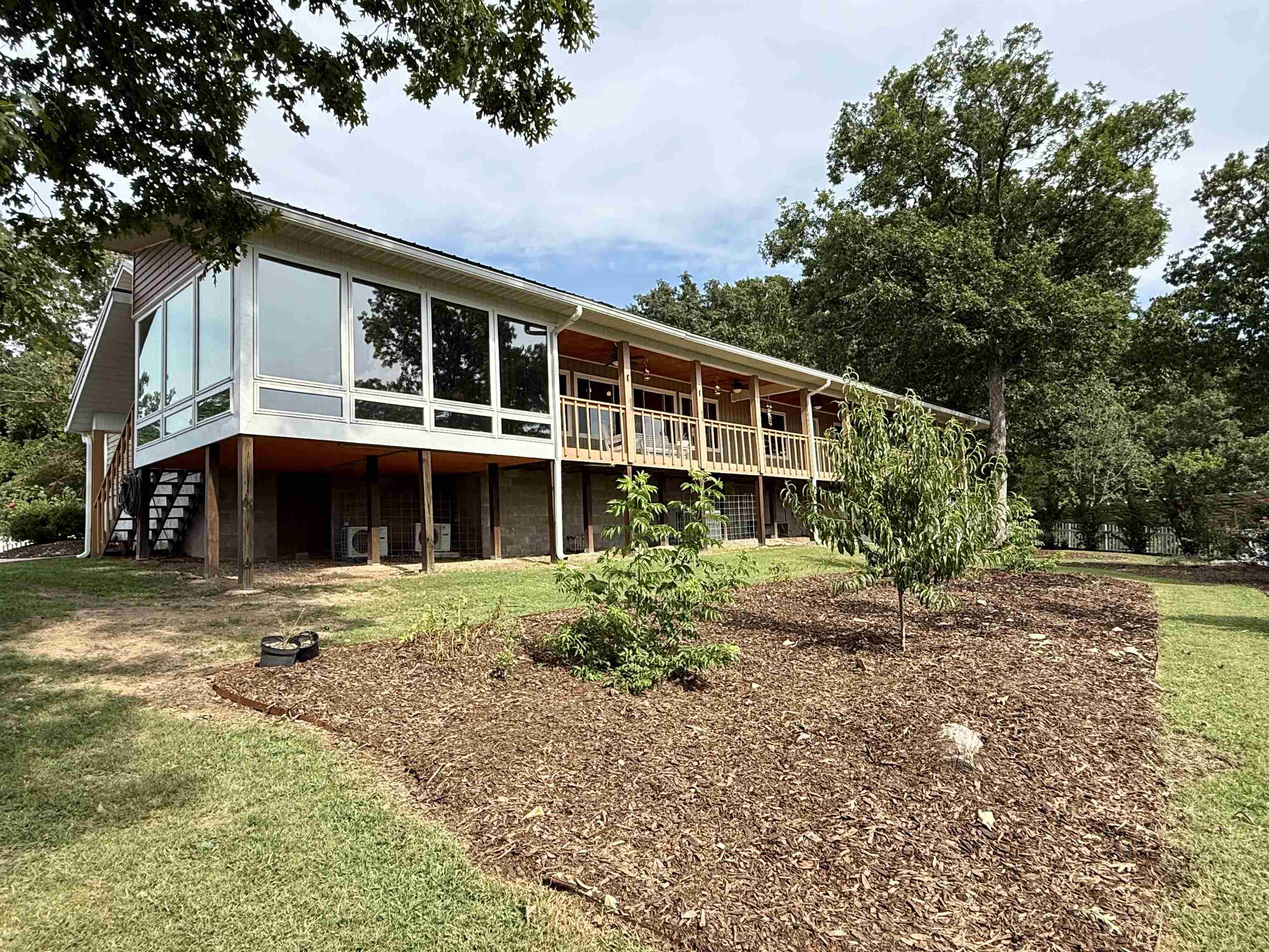 992 Double Bridge  Mountain View, AR
