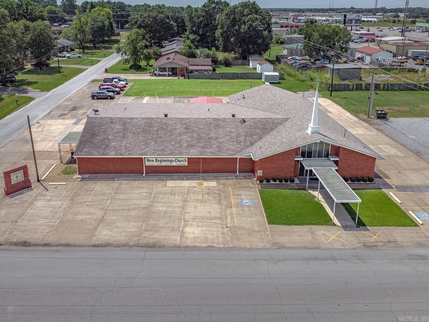 1011 Graceland Dr  Newport, AR