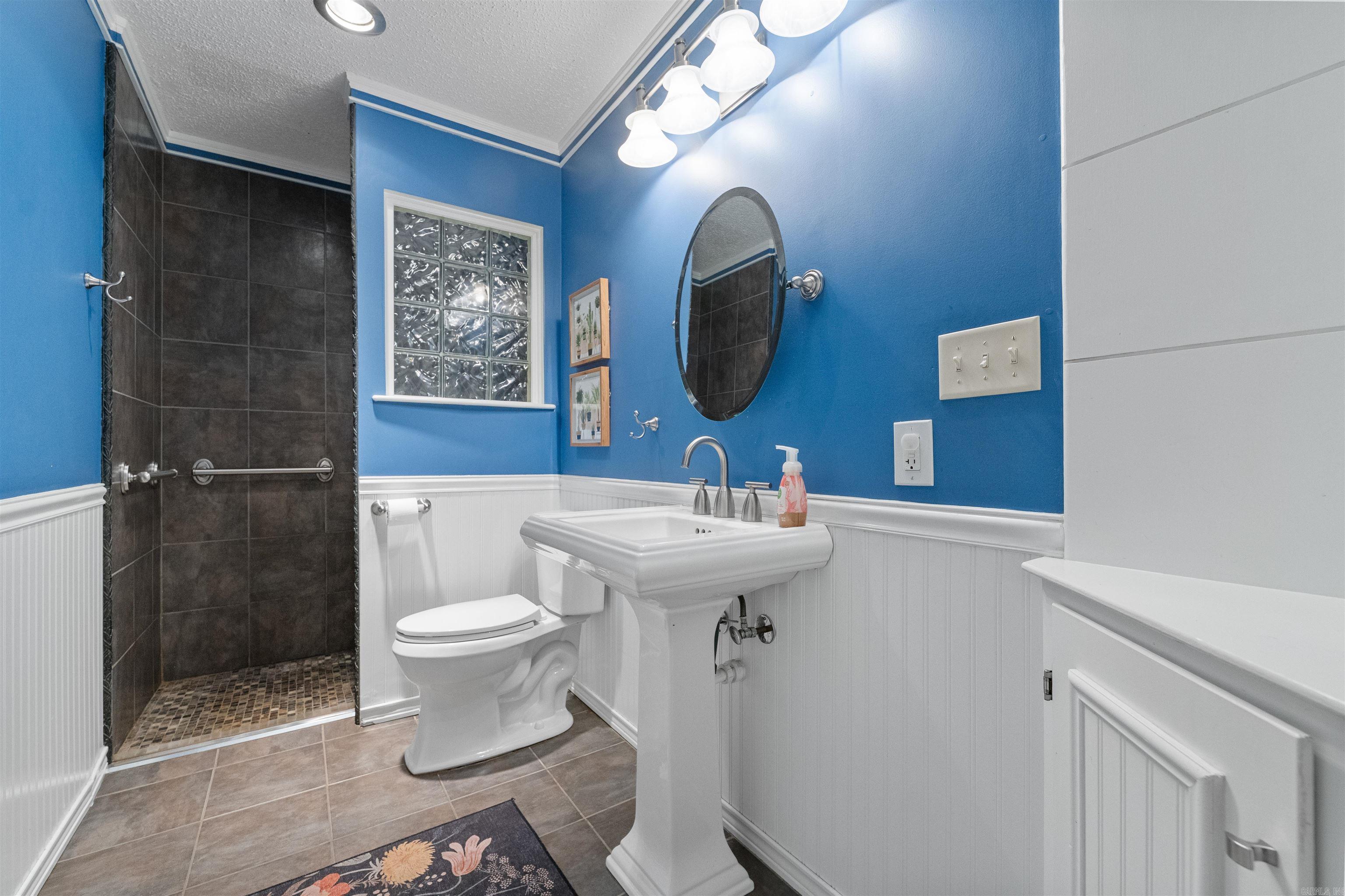 2914 Valley Park Drive Little Rock, AR 72212