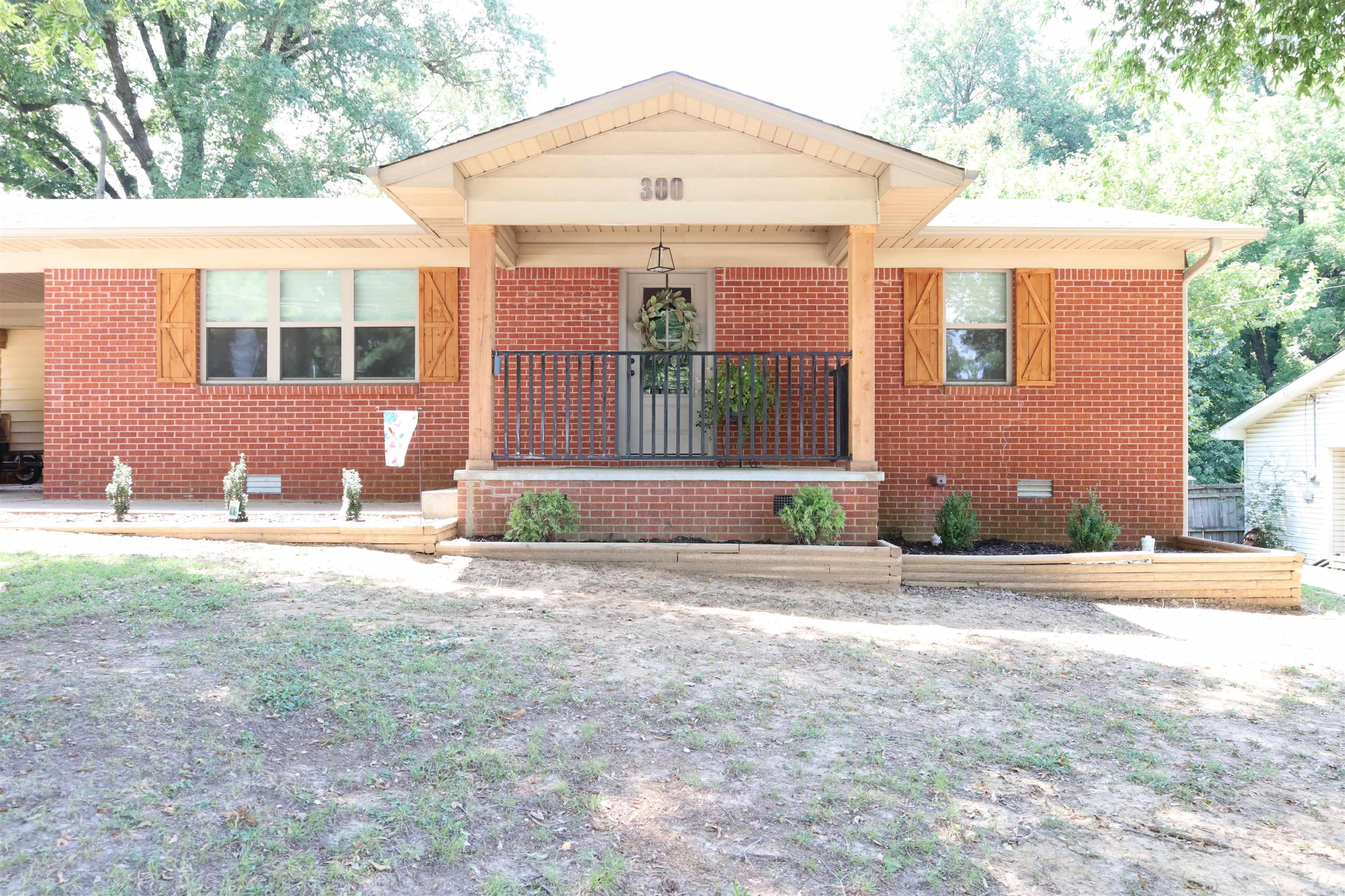 300 N 7th Street Paragould, AR 72450