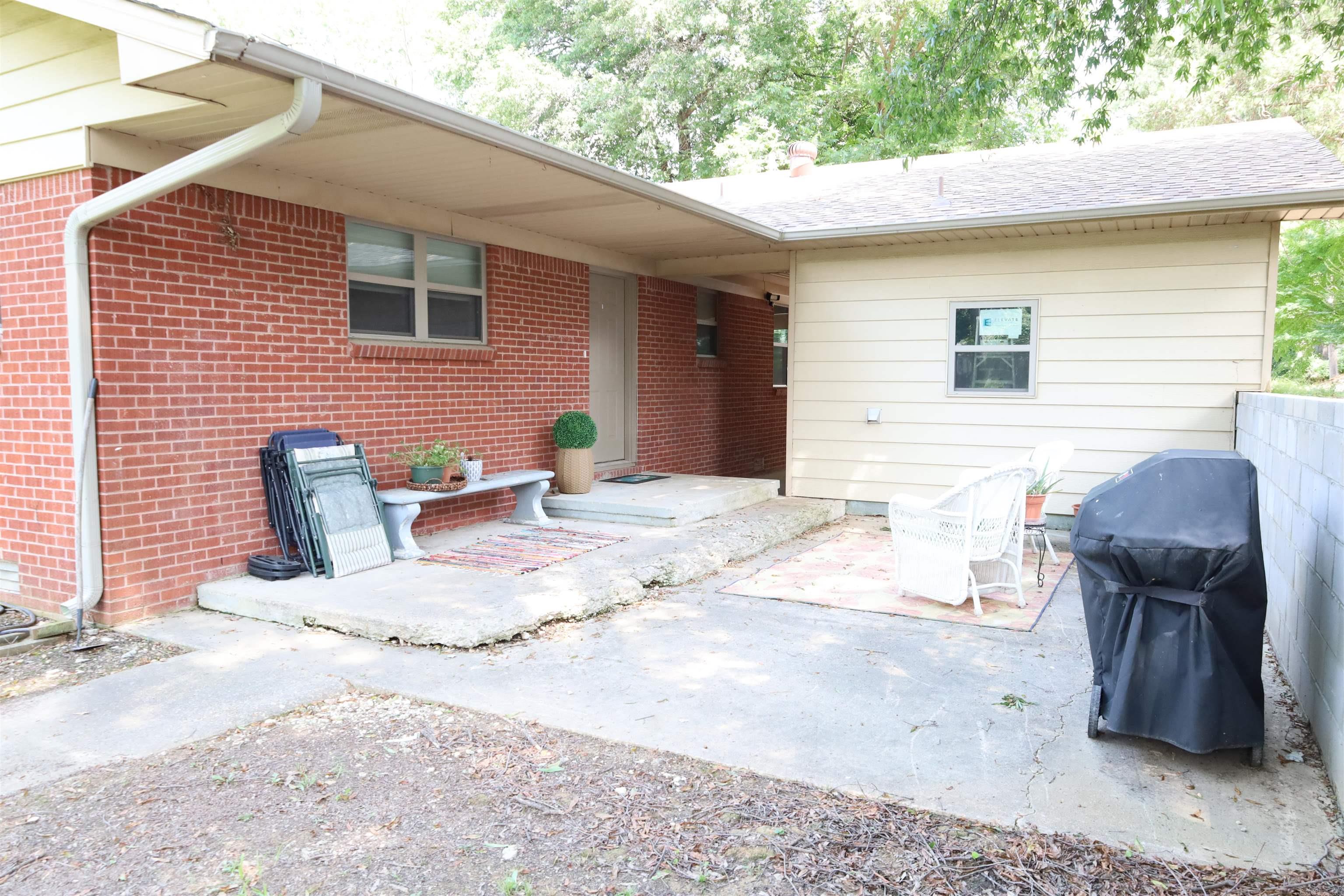 300 N 7th Street Paragould, AR 72450