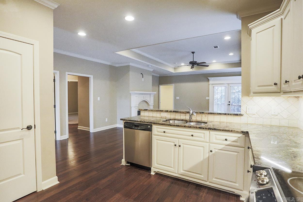 14 Longleaf Cove Little Rock, AR 72223