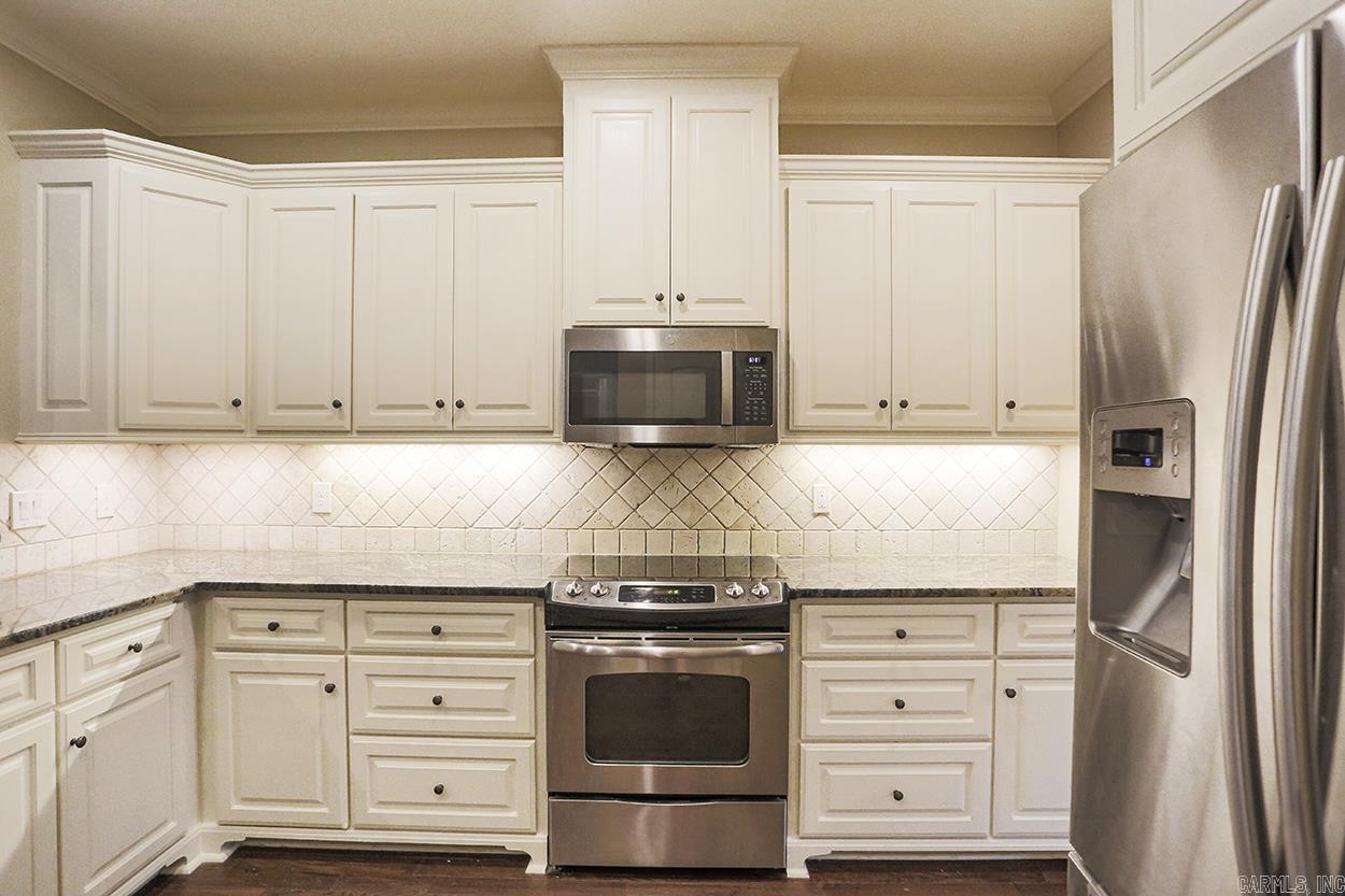 14 Longleaf Cove Little Rock, AR 72223