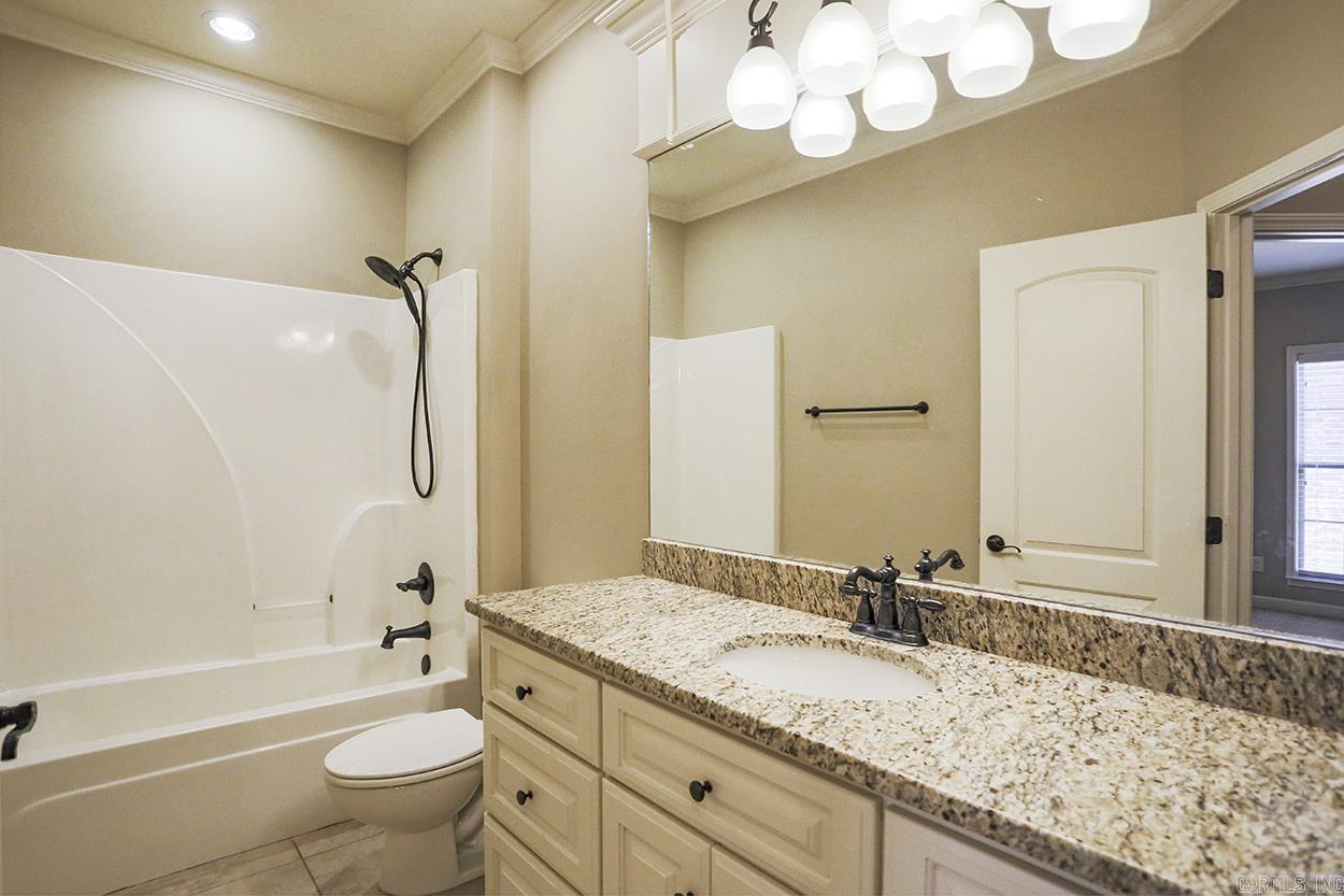14 Longleaf Cove Little Rock, AR 72223