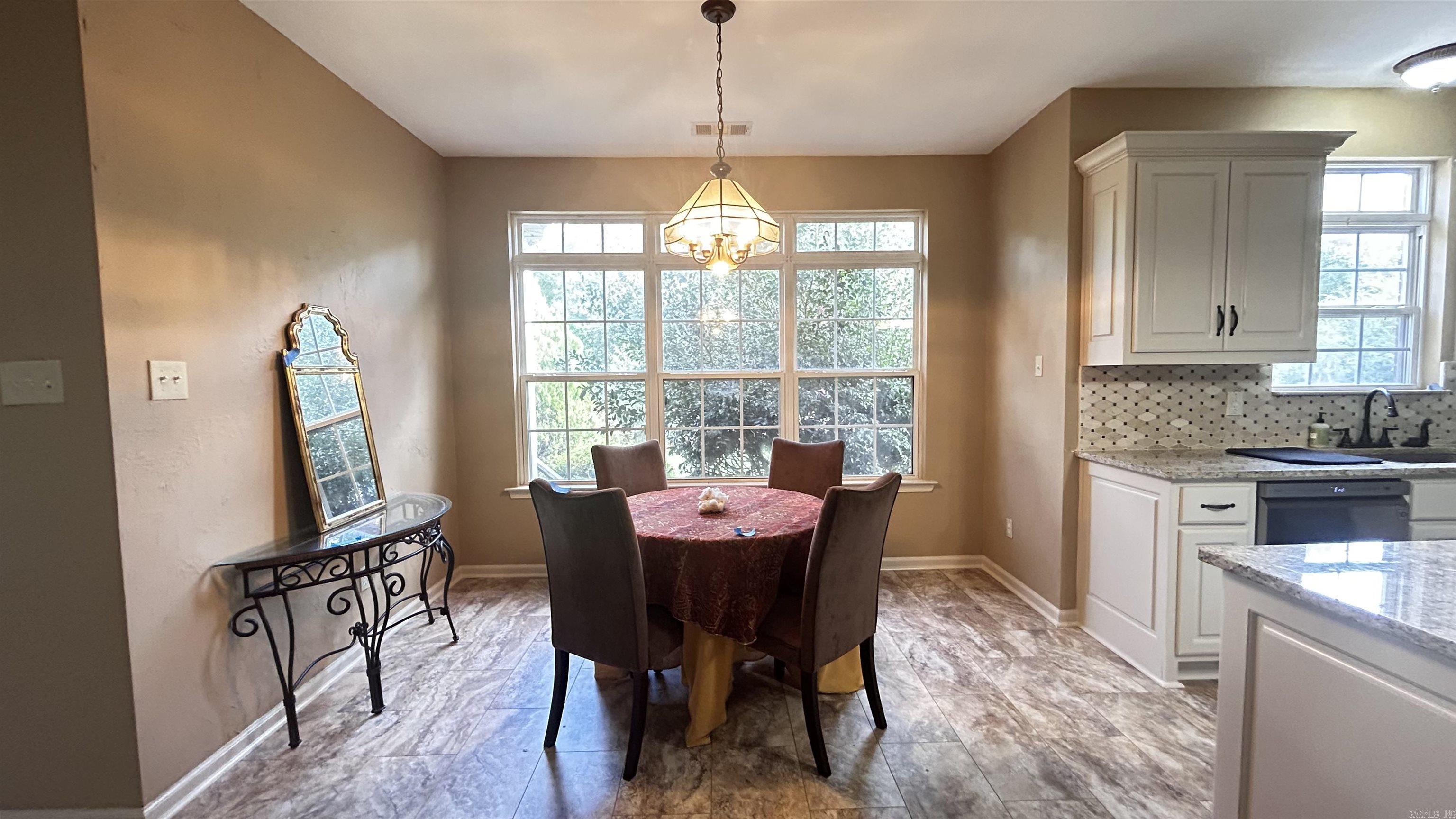 28 Shenandoah Way  Cabot, AR