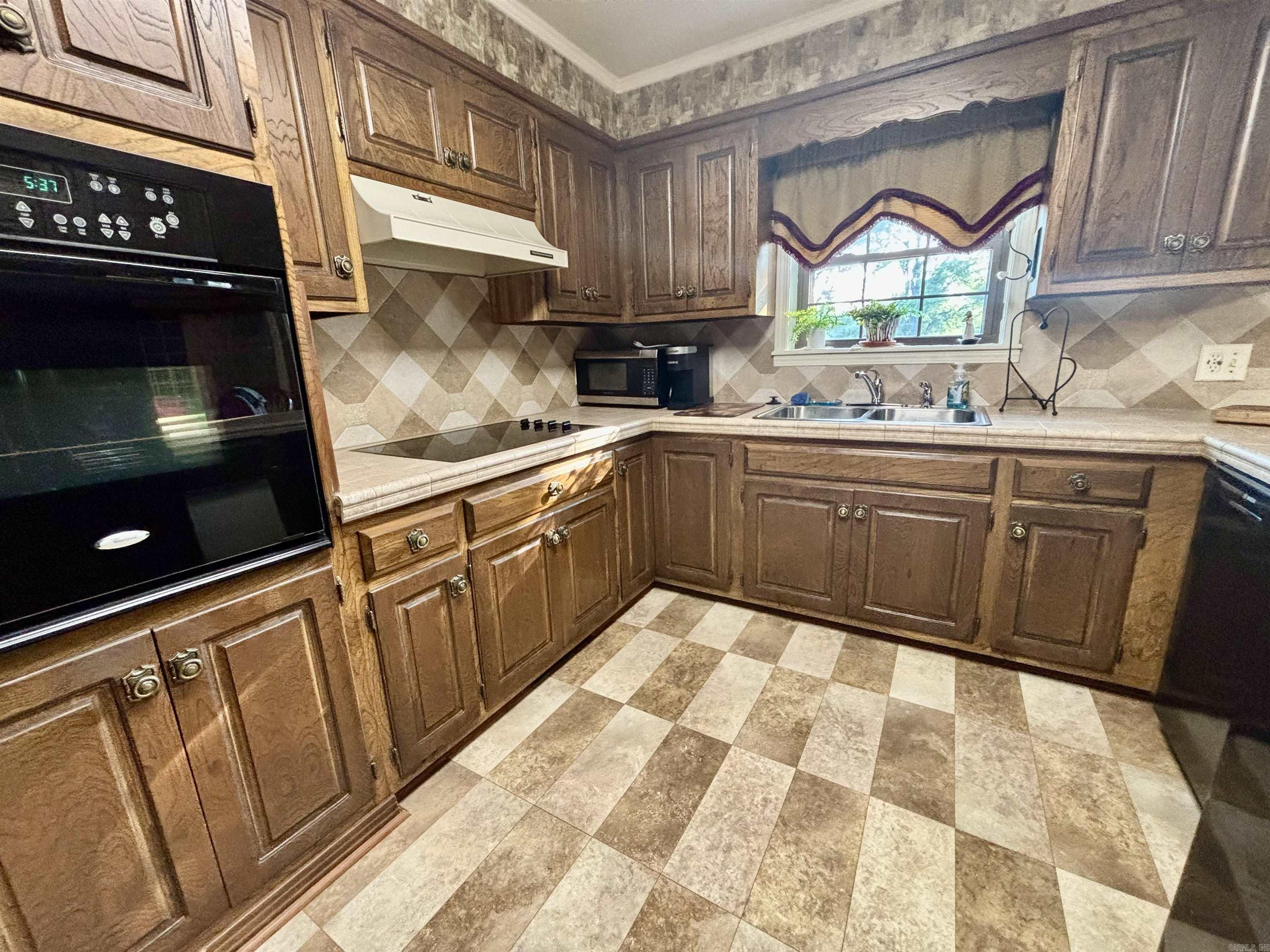 209 Country Club Road Bald Knob, AR 72010