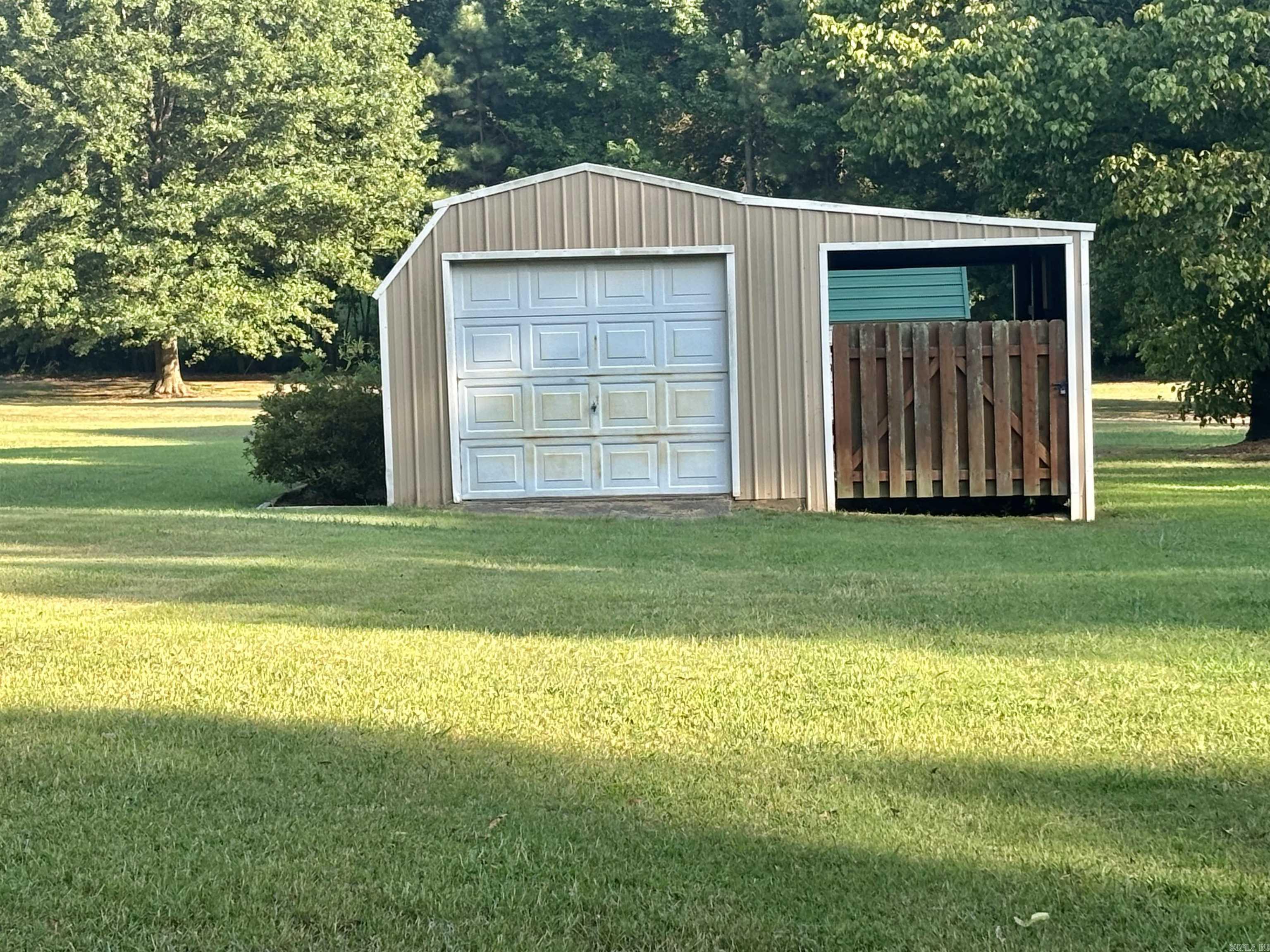 209 Country Club Road Bald Knob, AR 72010