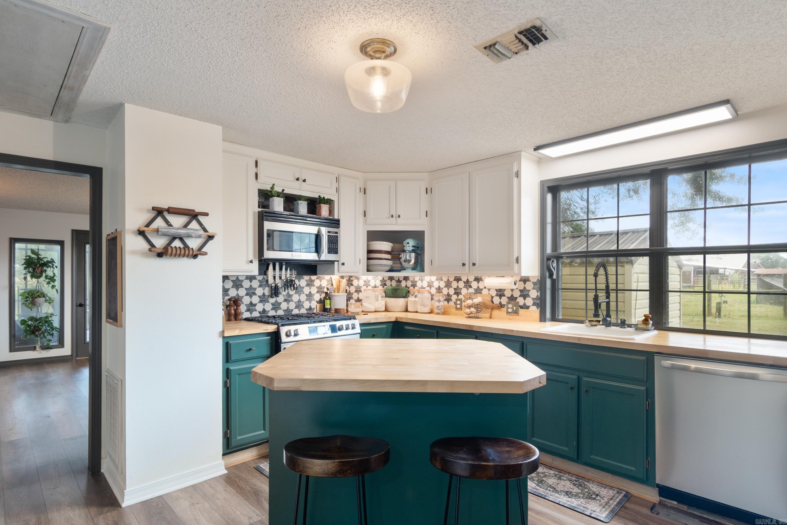335 Highway 285 N Greenbrier, AR 72058
