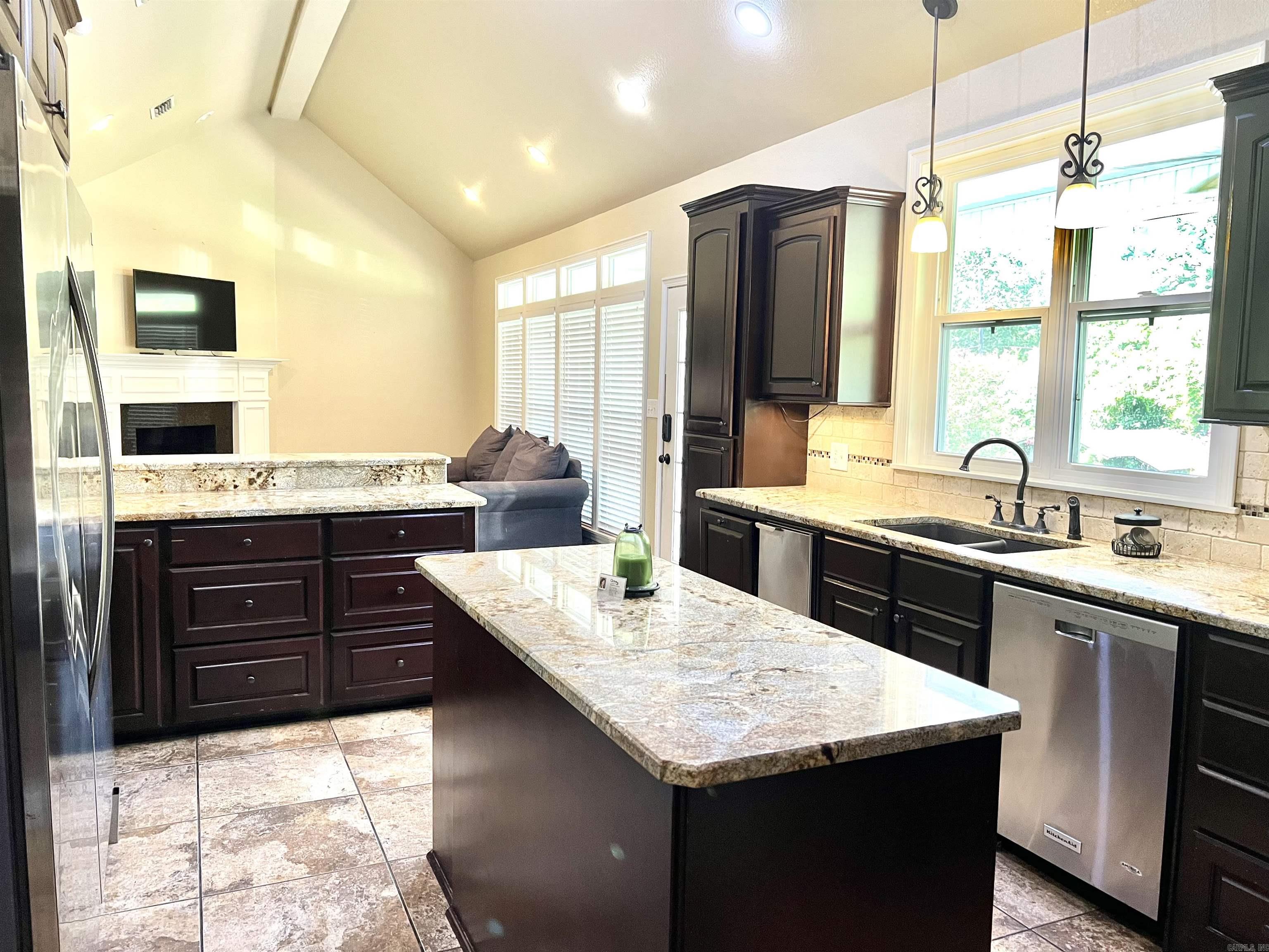 954 Ridgeview Camden, AR 71701