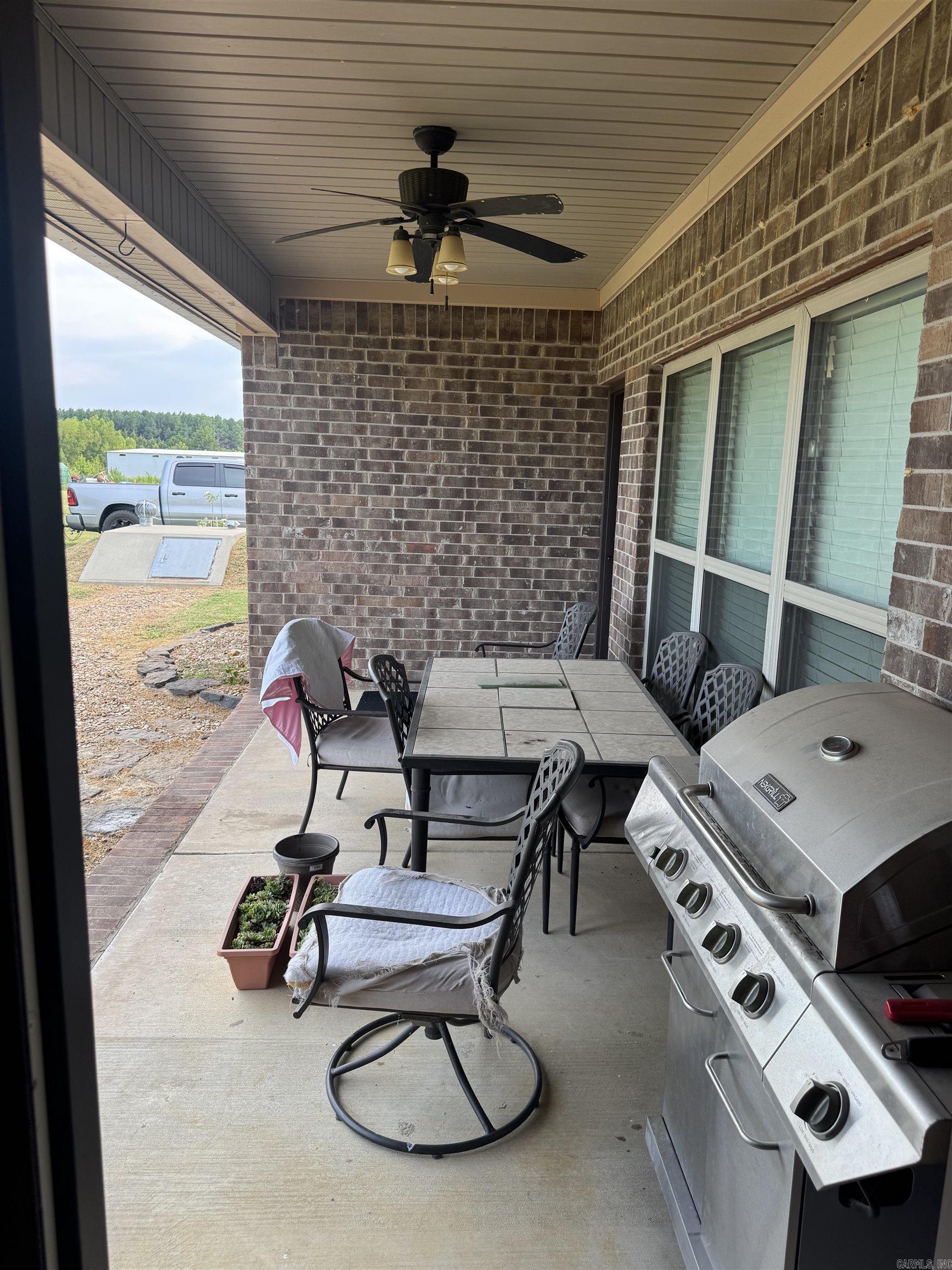 27 W Highway 124 Highway Damascus, AR 72039