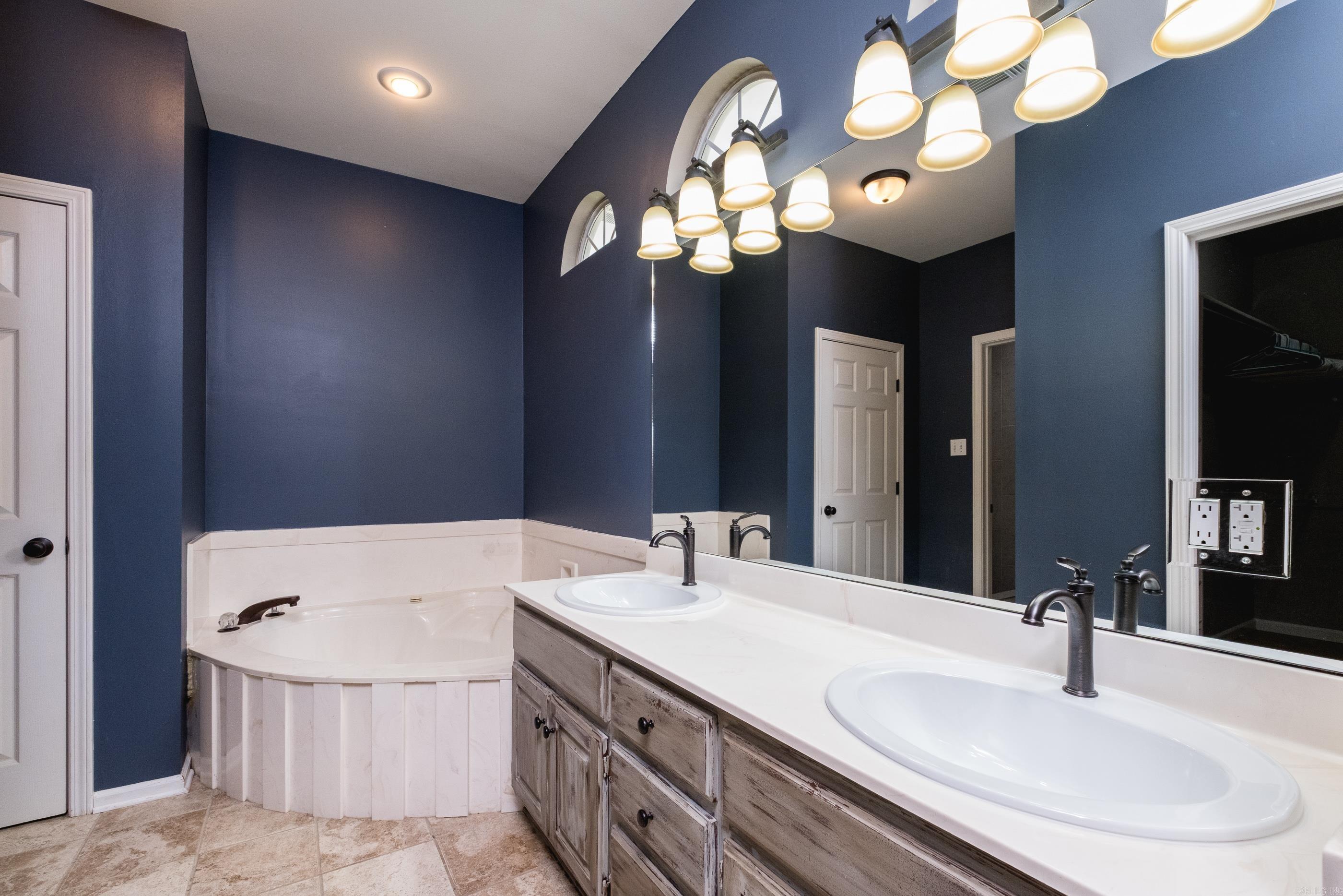14201 Saint Michael Dr Drive Little Rock, AR 72211