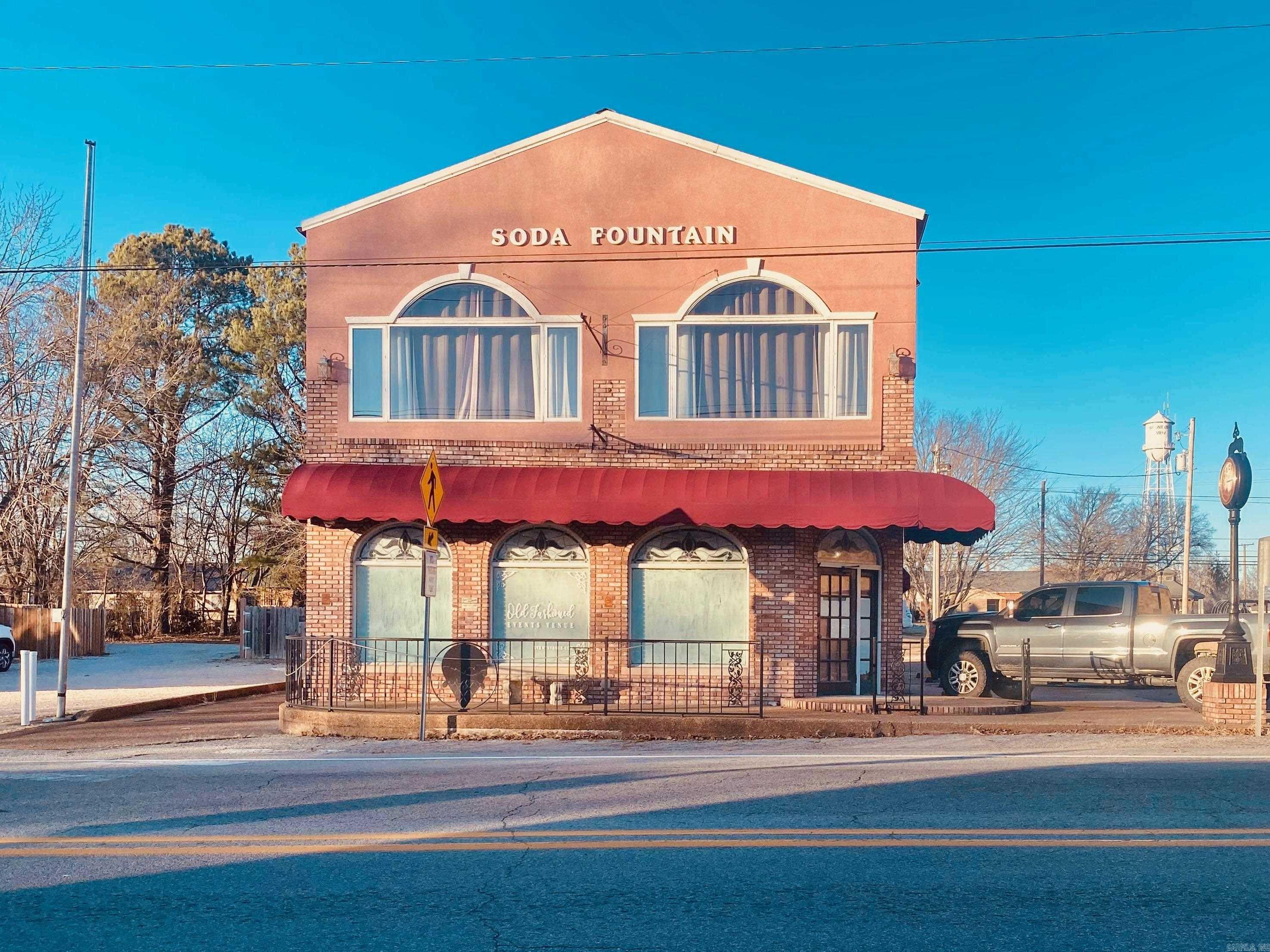 301 W Main Street  Mountain View, AR