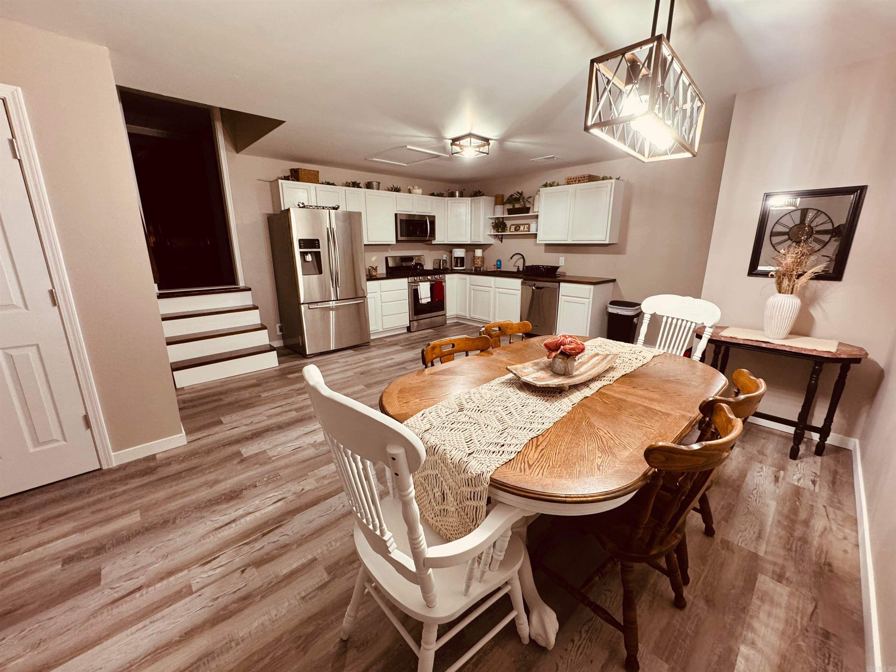 301 W Main Street  Mountain View, AR