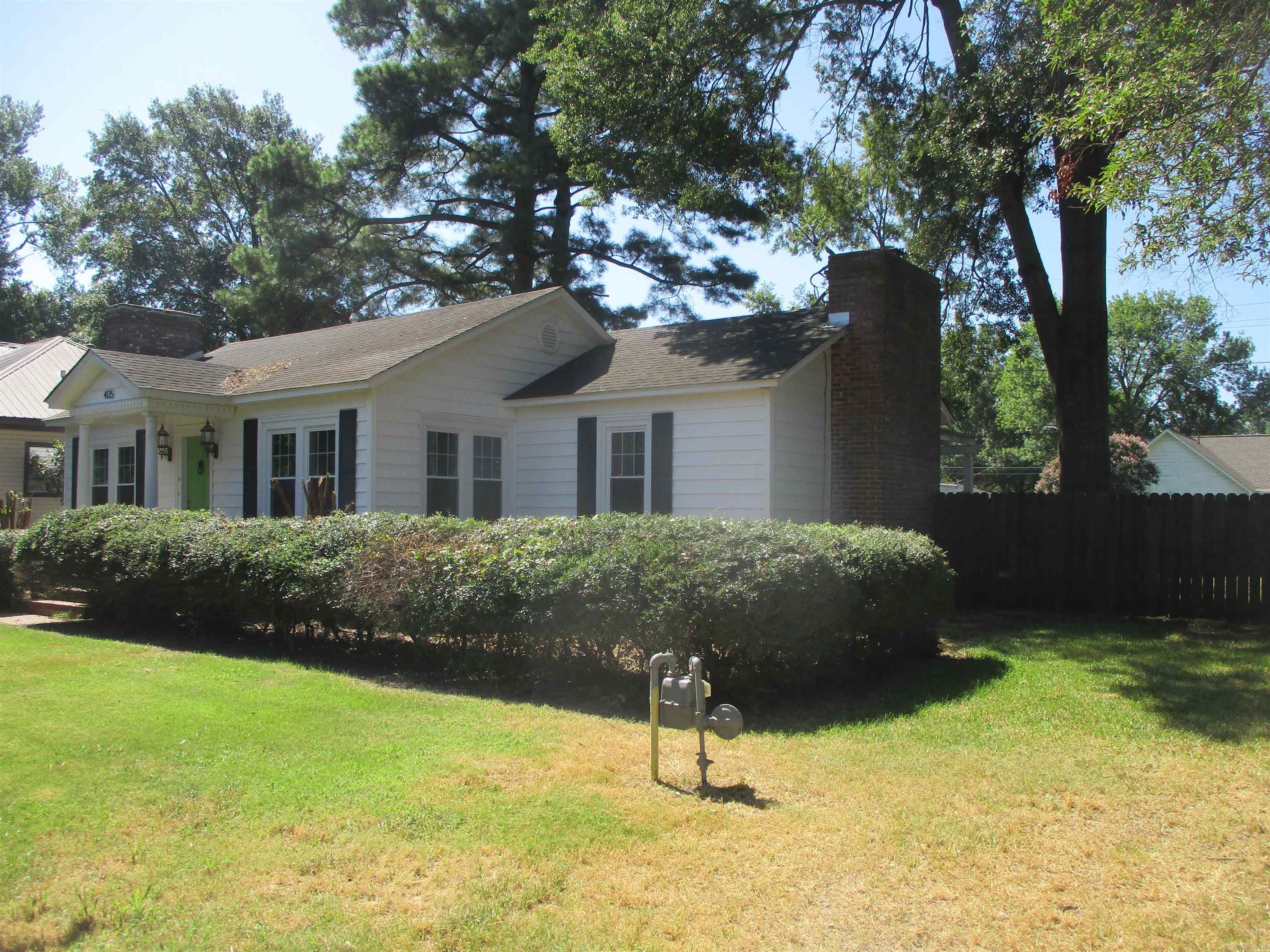 405 W 9th  Stuttgart, AR