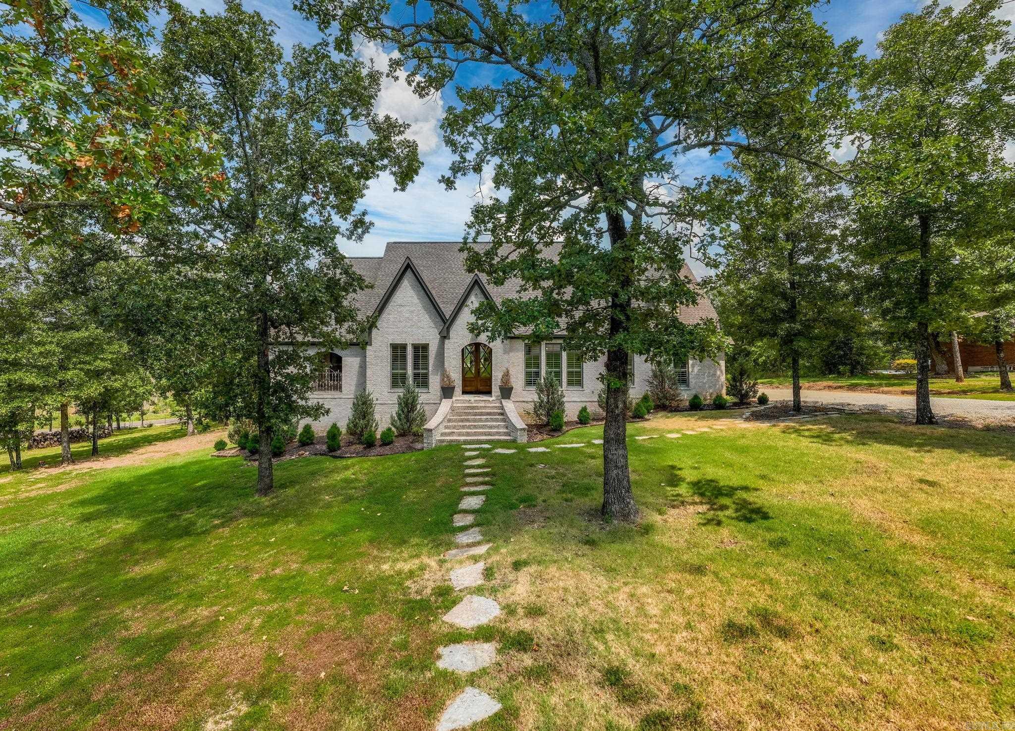 18 Sky  Greenbrier, AR