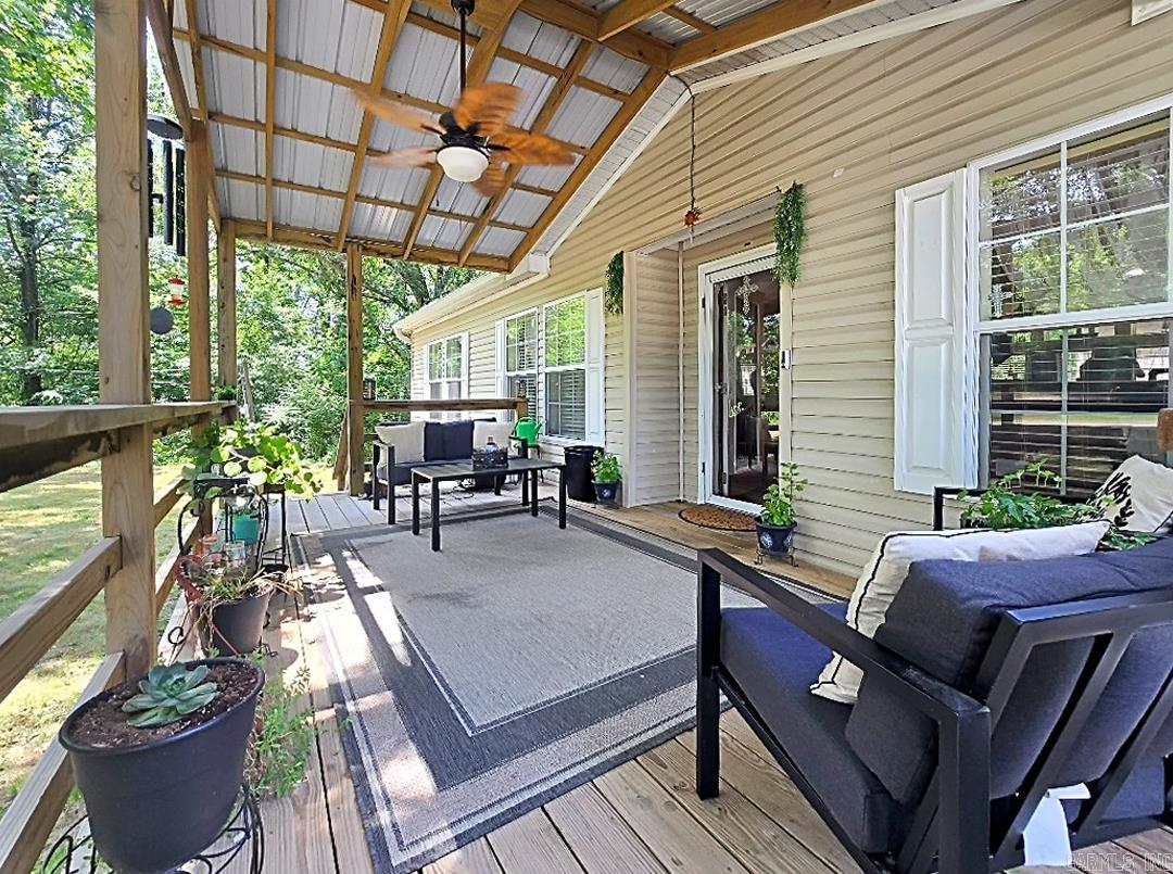 339 Wandering Way Mountain Pine, AR 71956