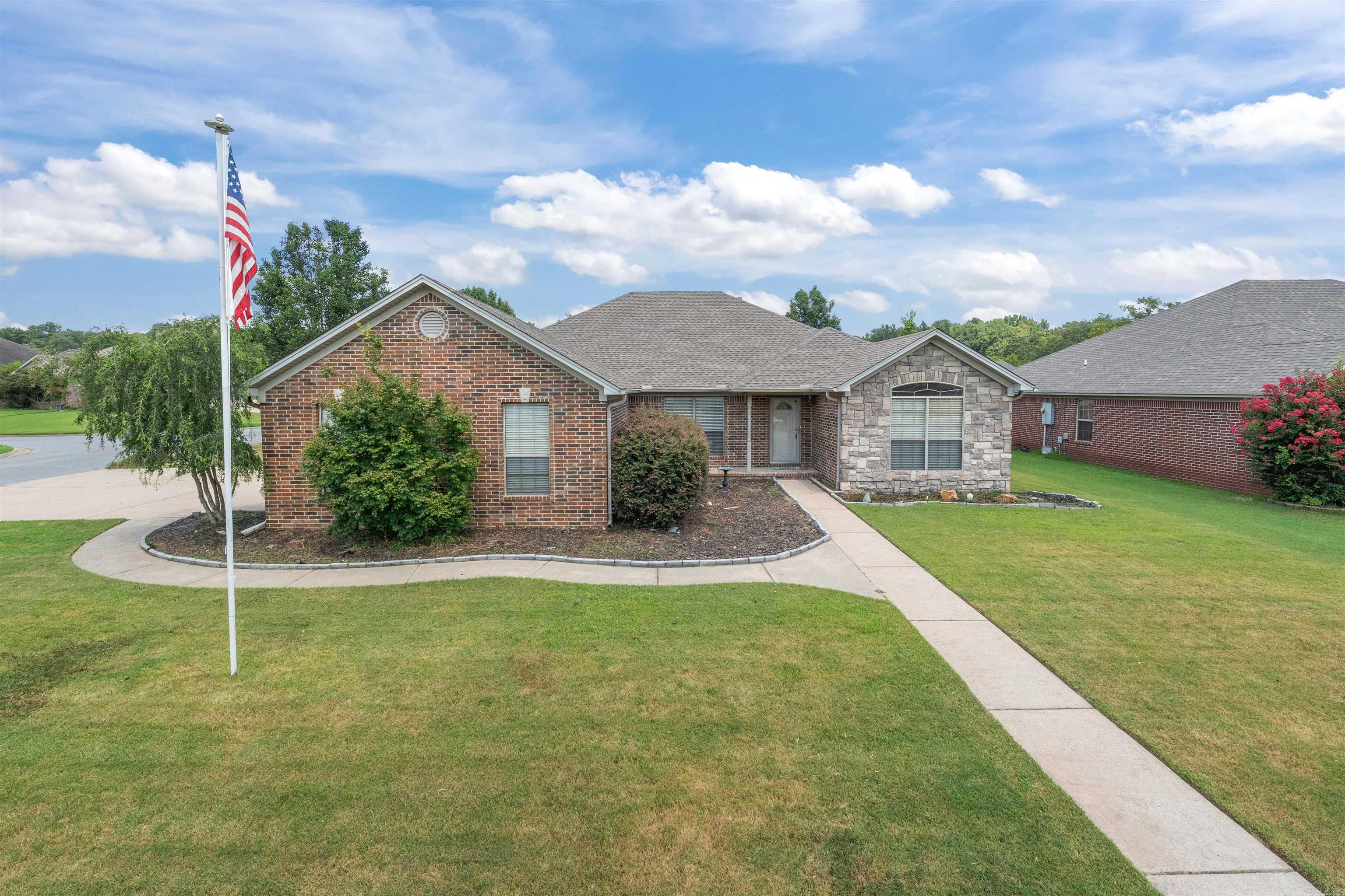 2 Turtle Creek Ct  North Little Rock, AR