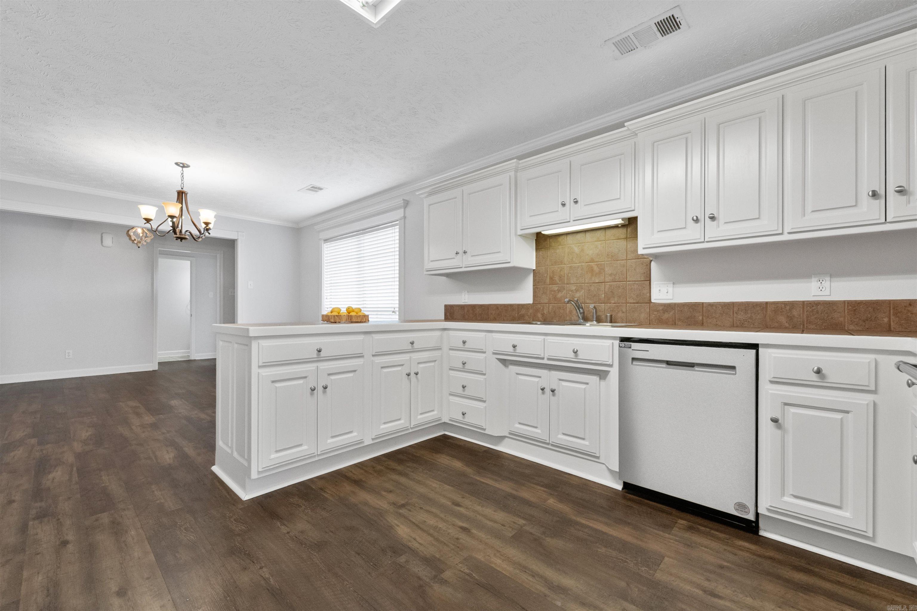 2 Turtle Creek Ct  North Little Rock, AR