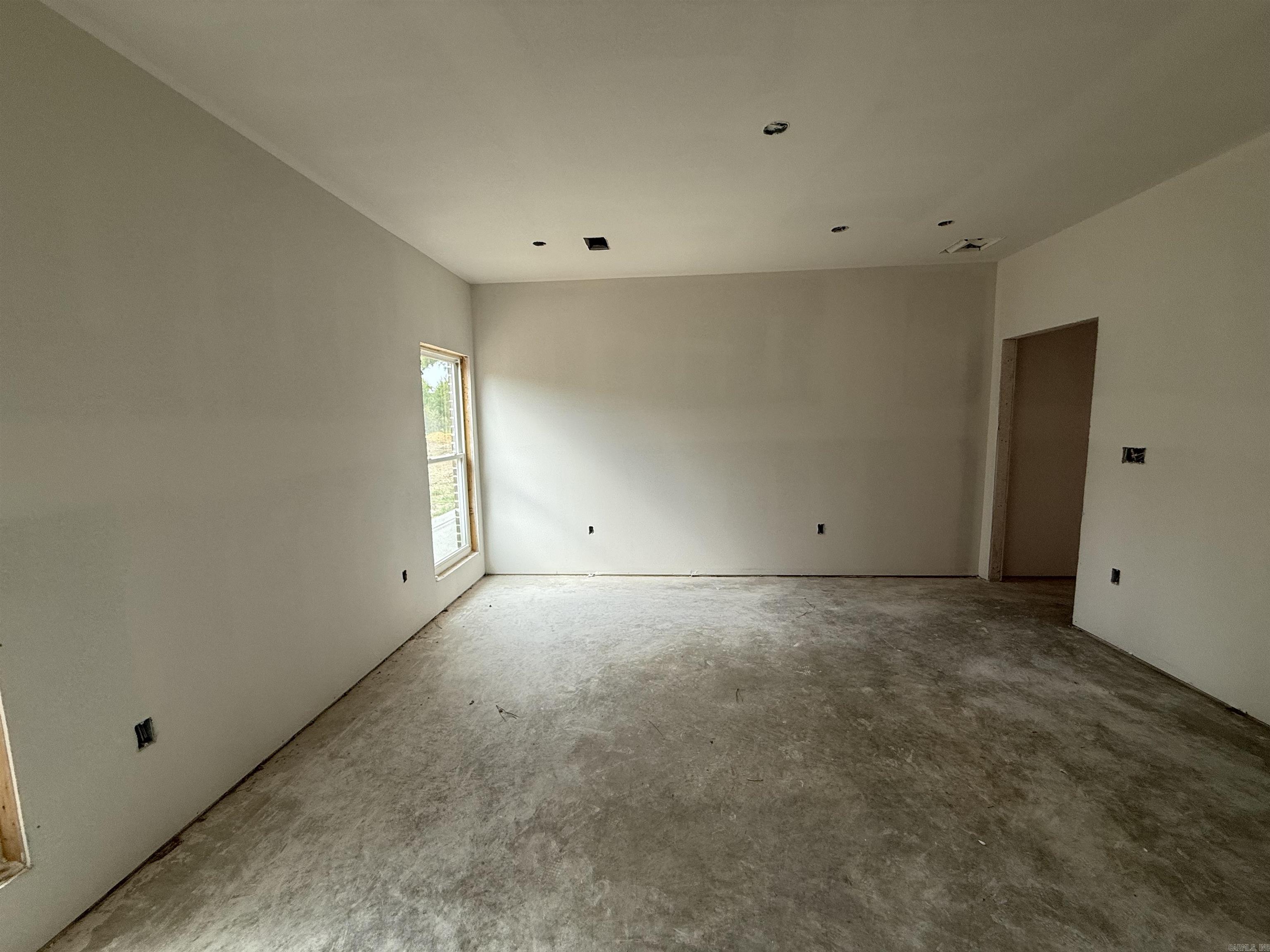 22 Ules Watson Drive Greenbrier, AR 72058