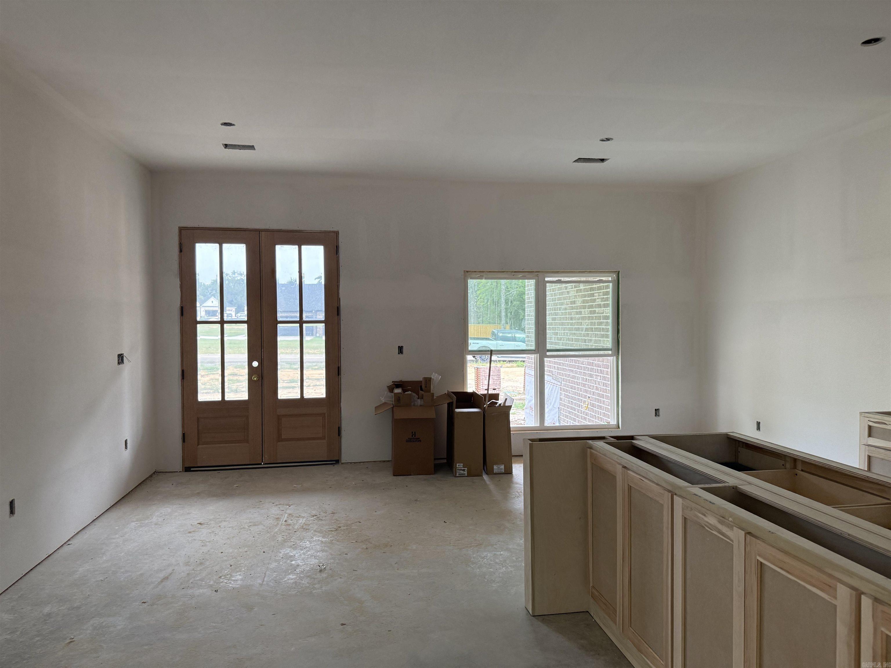 22 Ules Watson Drive Greenbrier, AR 72058