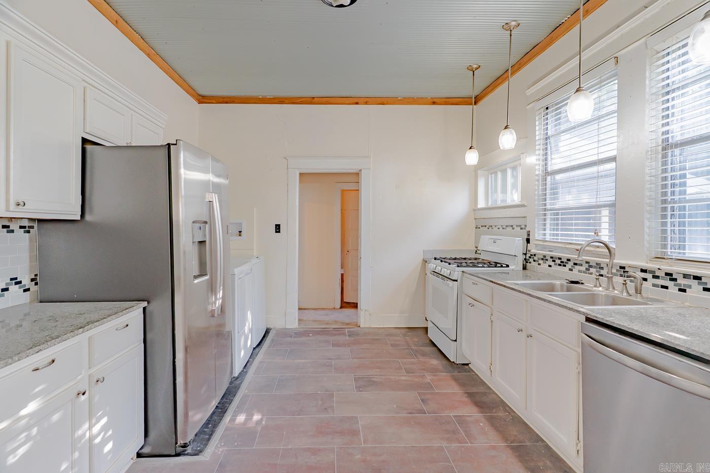 700 2nd St Street Lake City, AR 72437
