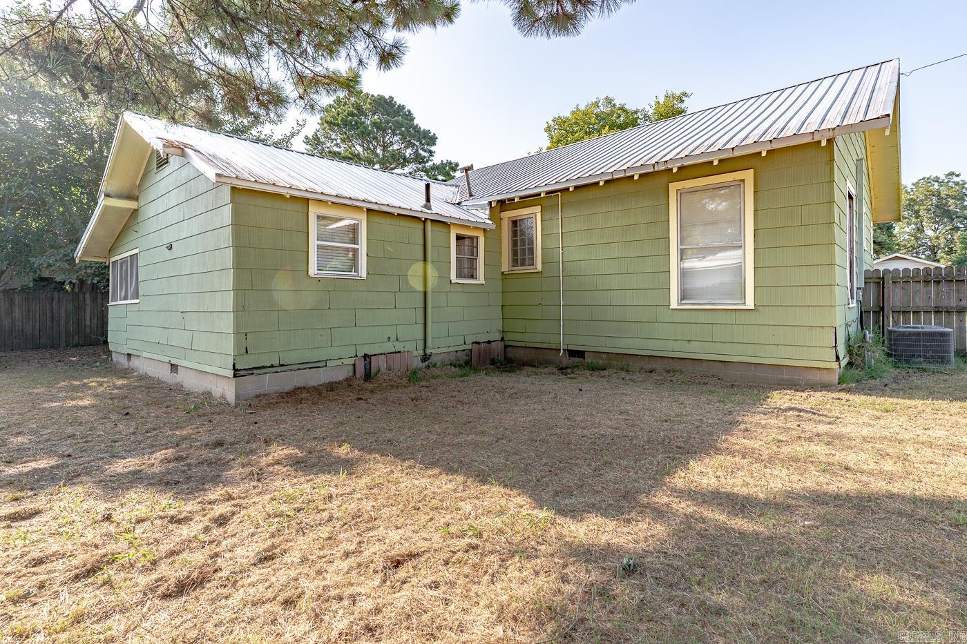 700 2nd St Street Lake City, AR 72437