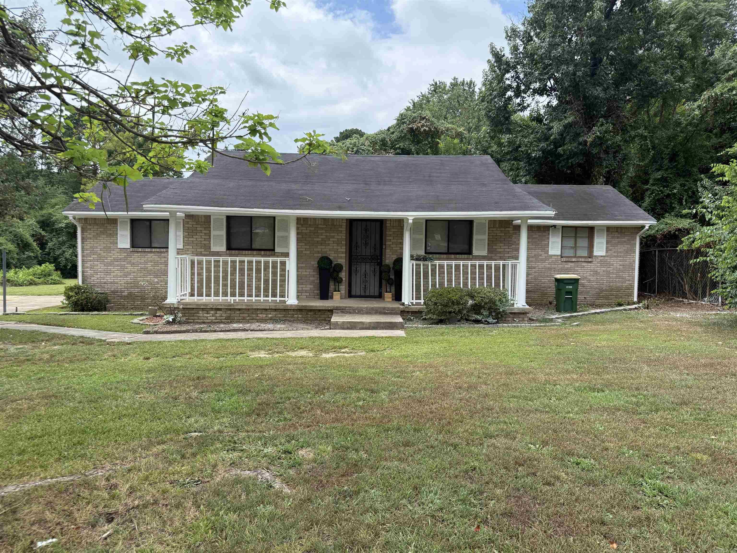 5303 W 57th  Little Rock, AR